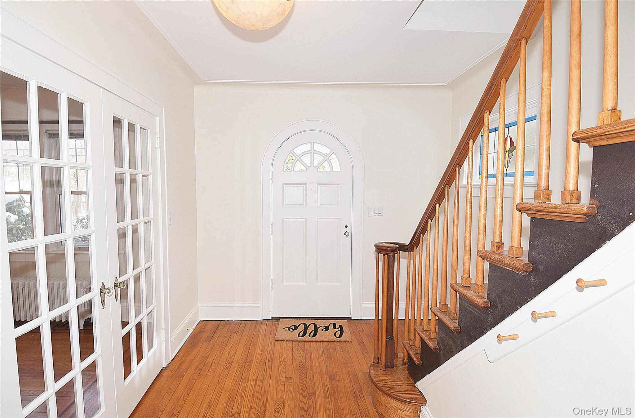 79 Red Ground Road, Roslyn Heights, NY 11577