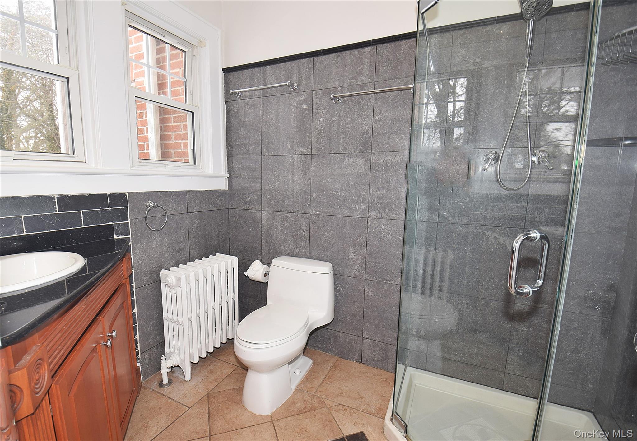 79 Red Ground Road, Roslyn Heights, NY 11577