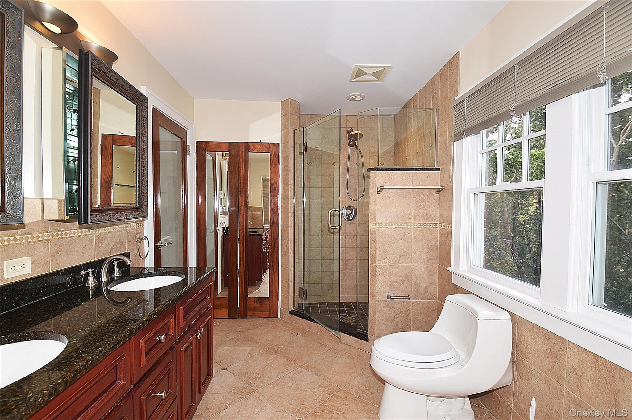 79 Red Ground Road, Roslyn Heights, NY 11577