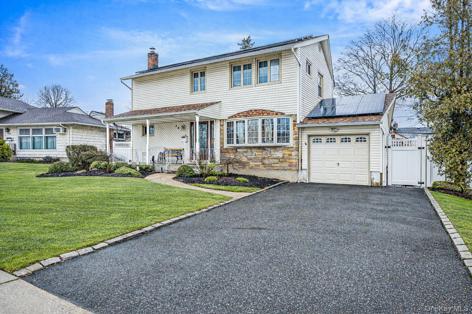 481 May Lane, East Meadow, NY 11554