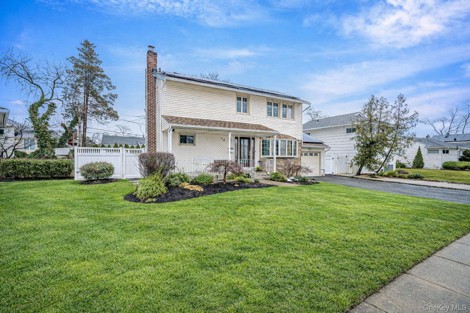 481 May Lane, East Meadow, NY 11554