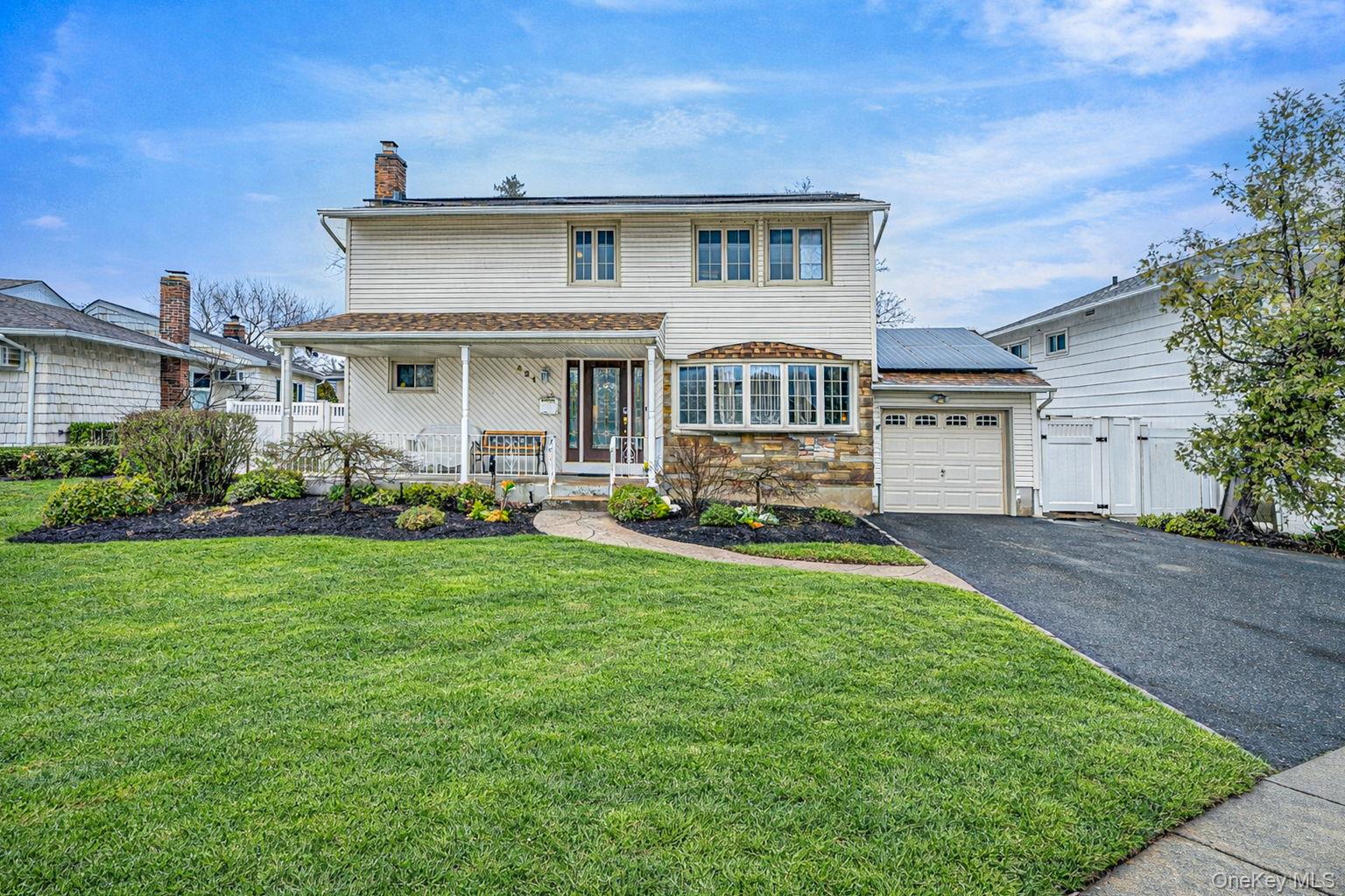 481 May Lane, East Meadow, NY 11554