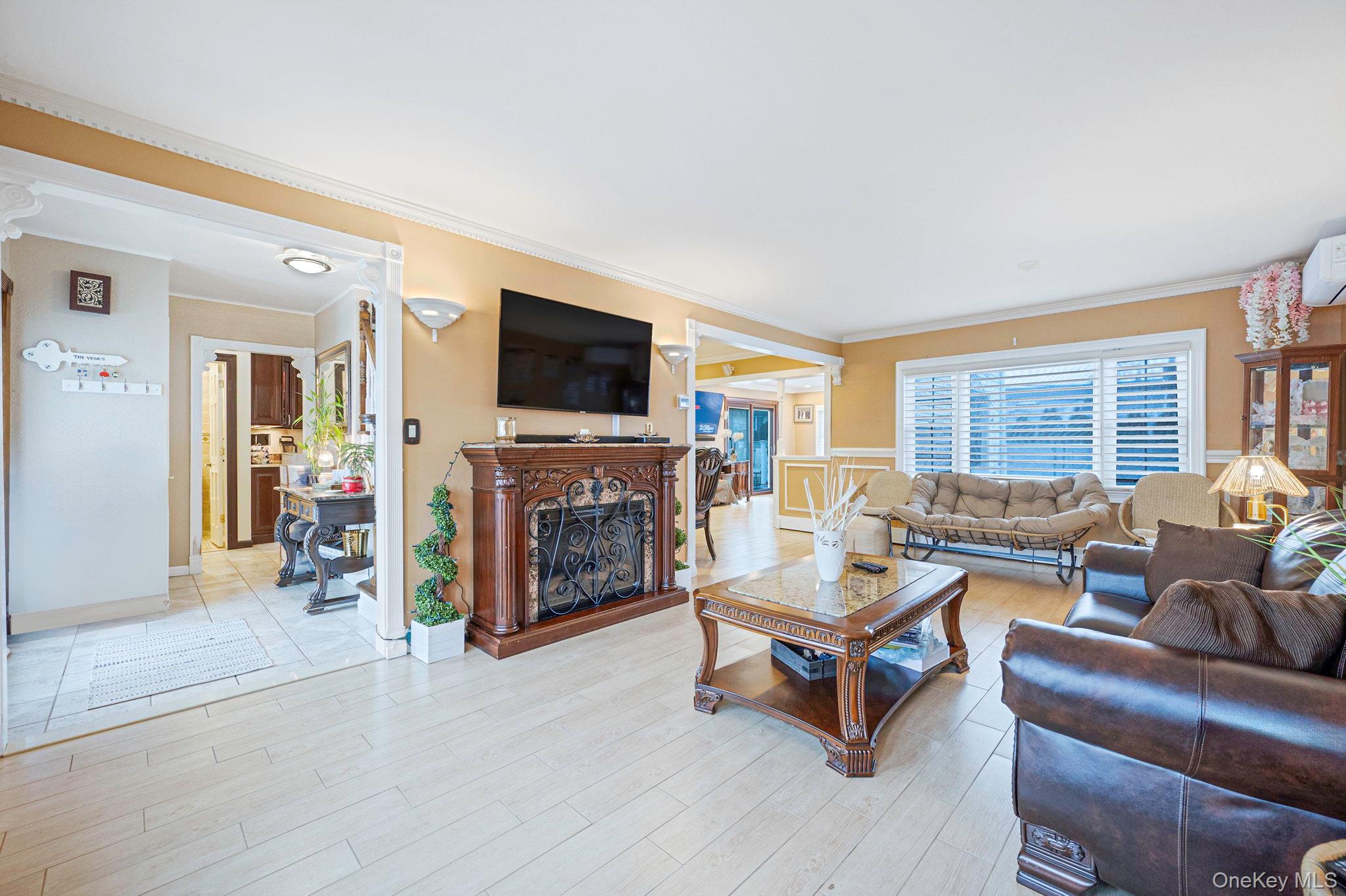 481 May Lane, East Meadow, NY 11554