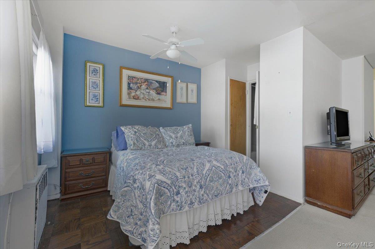 740 E Broadway # 2J, Long Beach, NY 11561