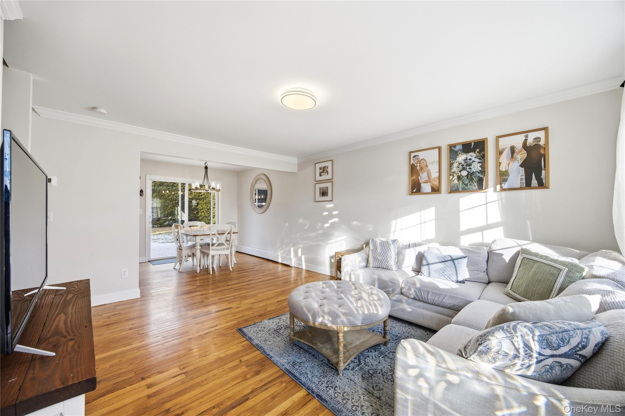 147 Ruth Street, West Islip, NY 11795