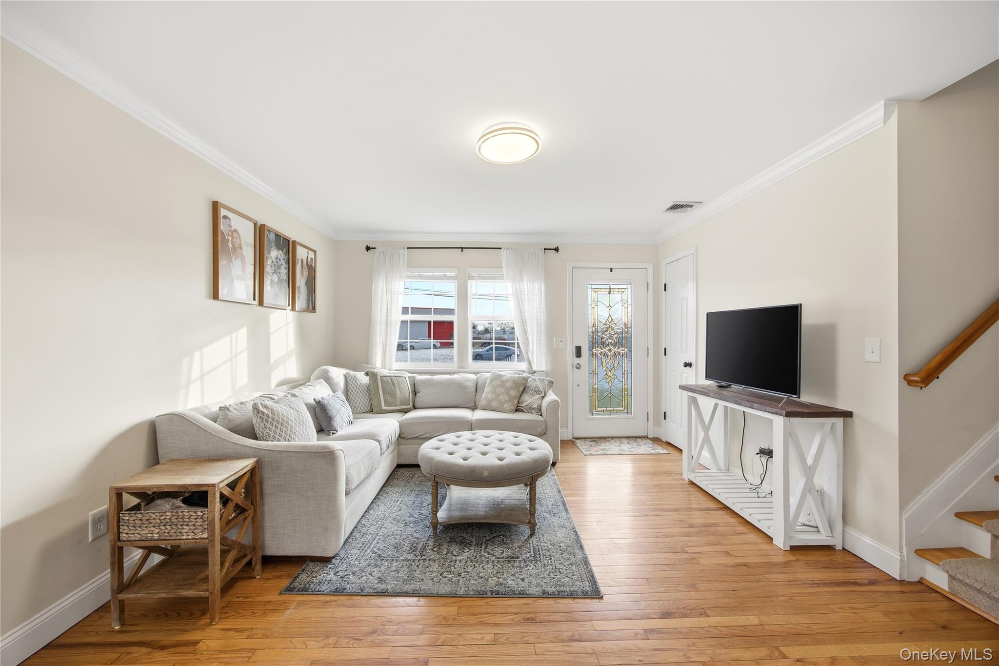 147 Ruth Street, West Islip, NY 11795