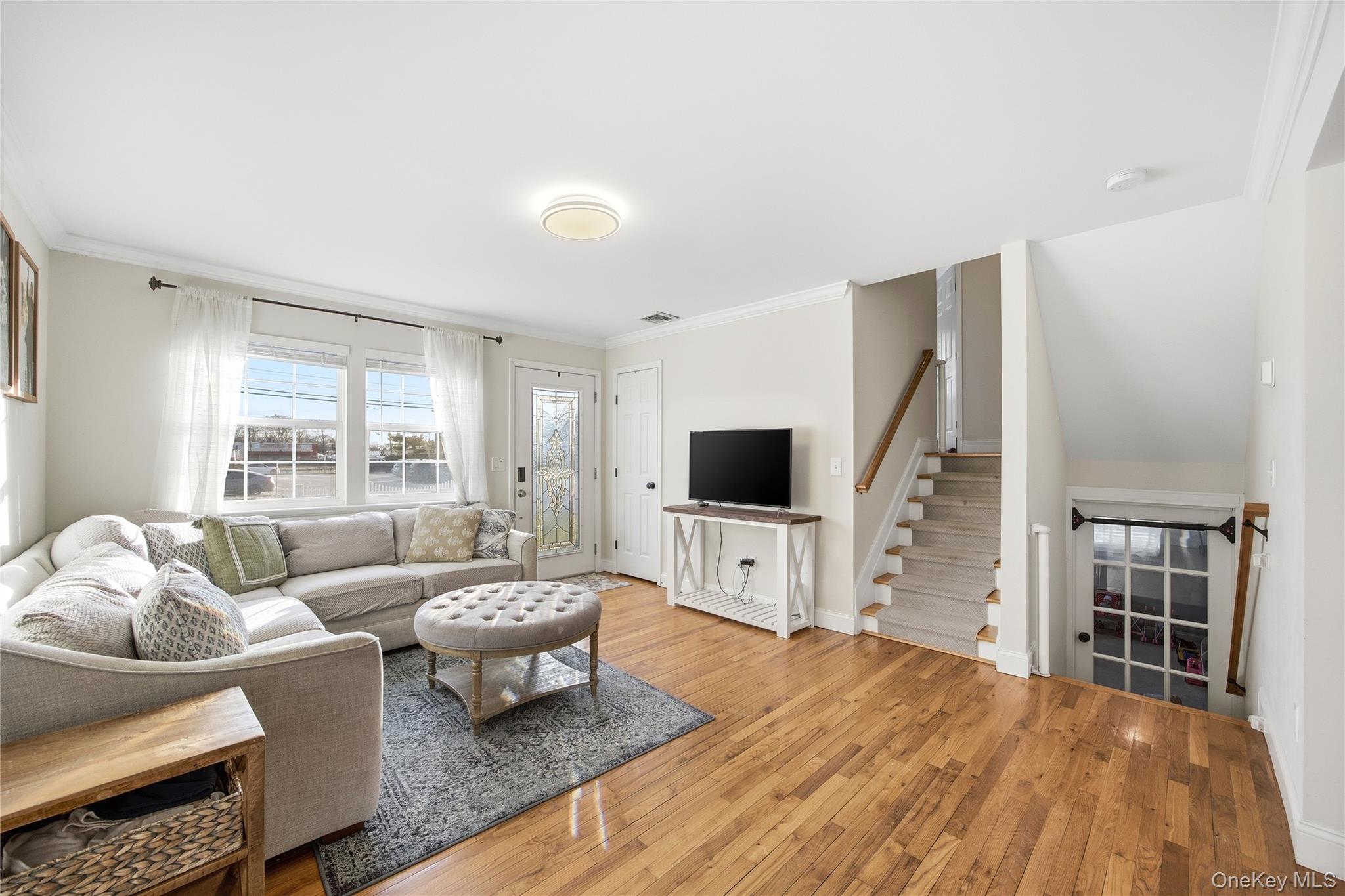 147 Ruth Street, West Islip, NY 11795