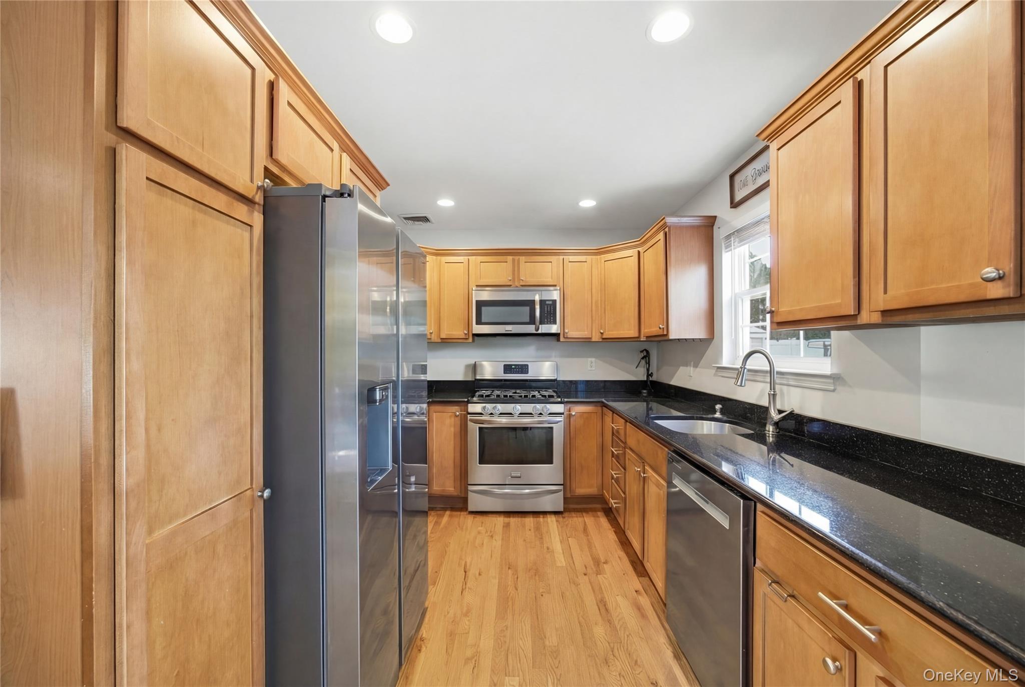 147 Ruth Street, West Islip, NY 11795