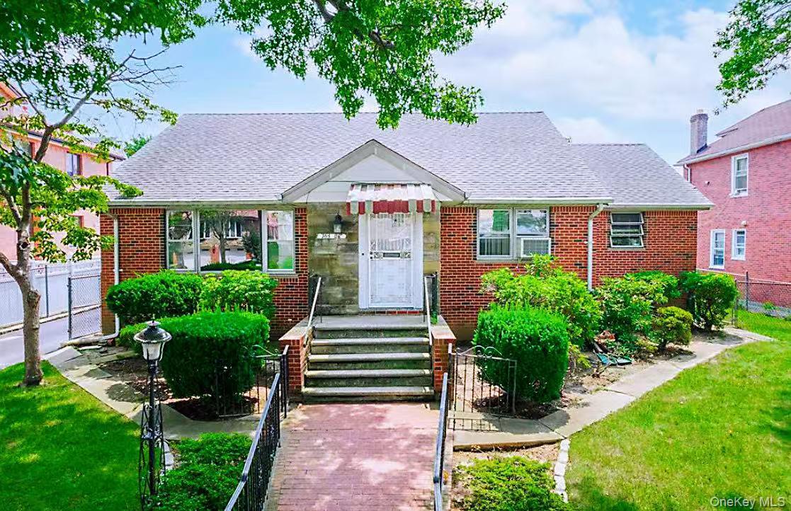 15306 32 ave, Flushing, NY 11354