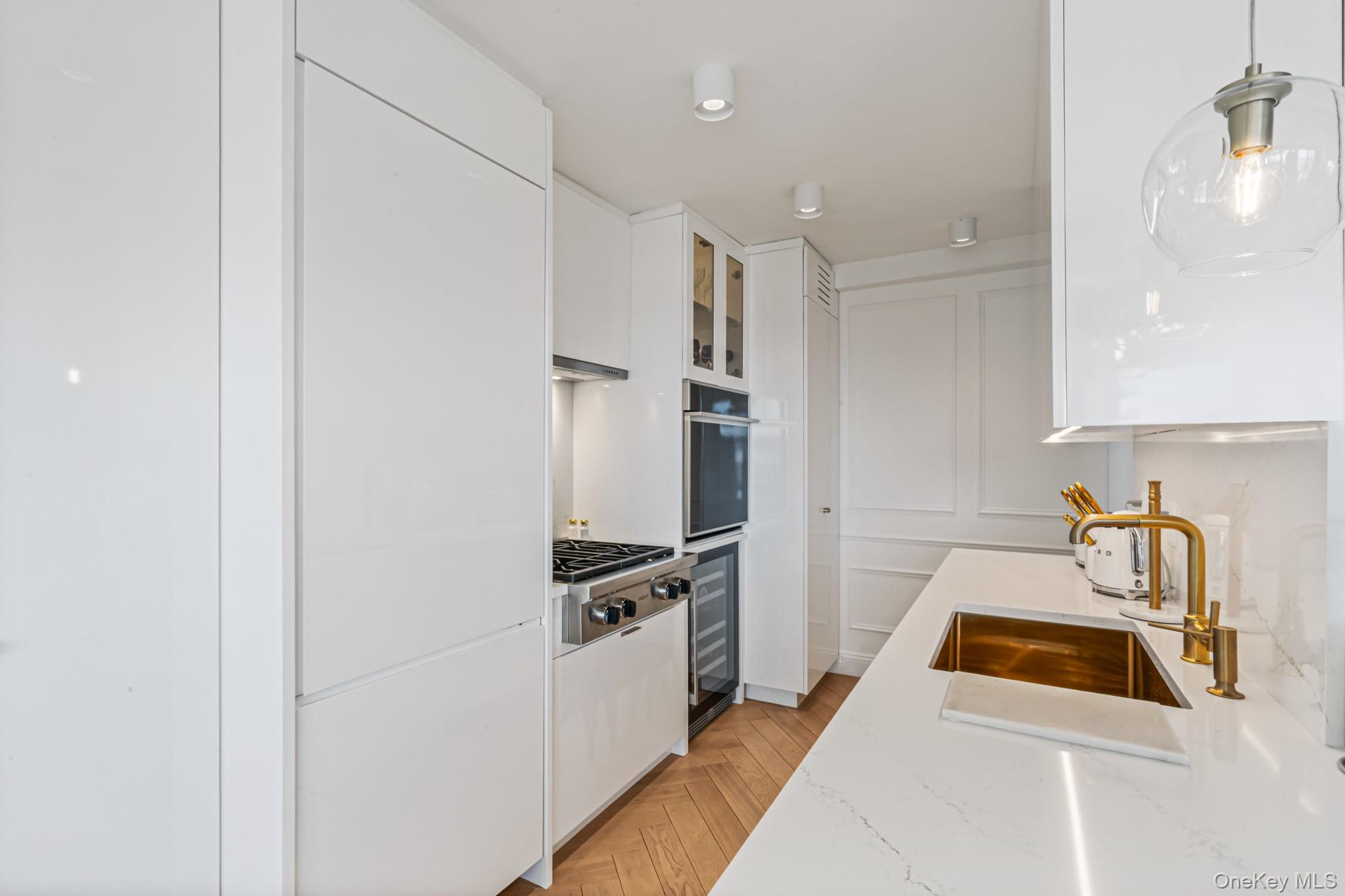 1805 215th Street # 8M, Bayside, NY 11360