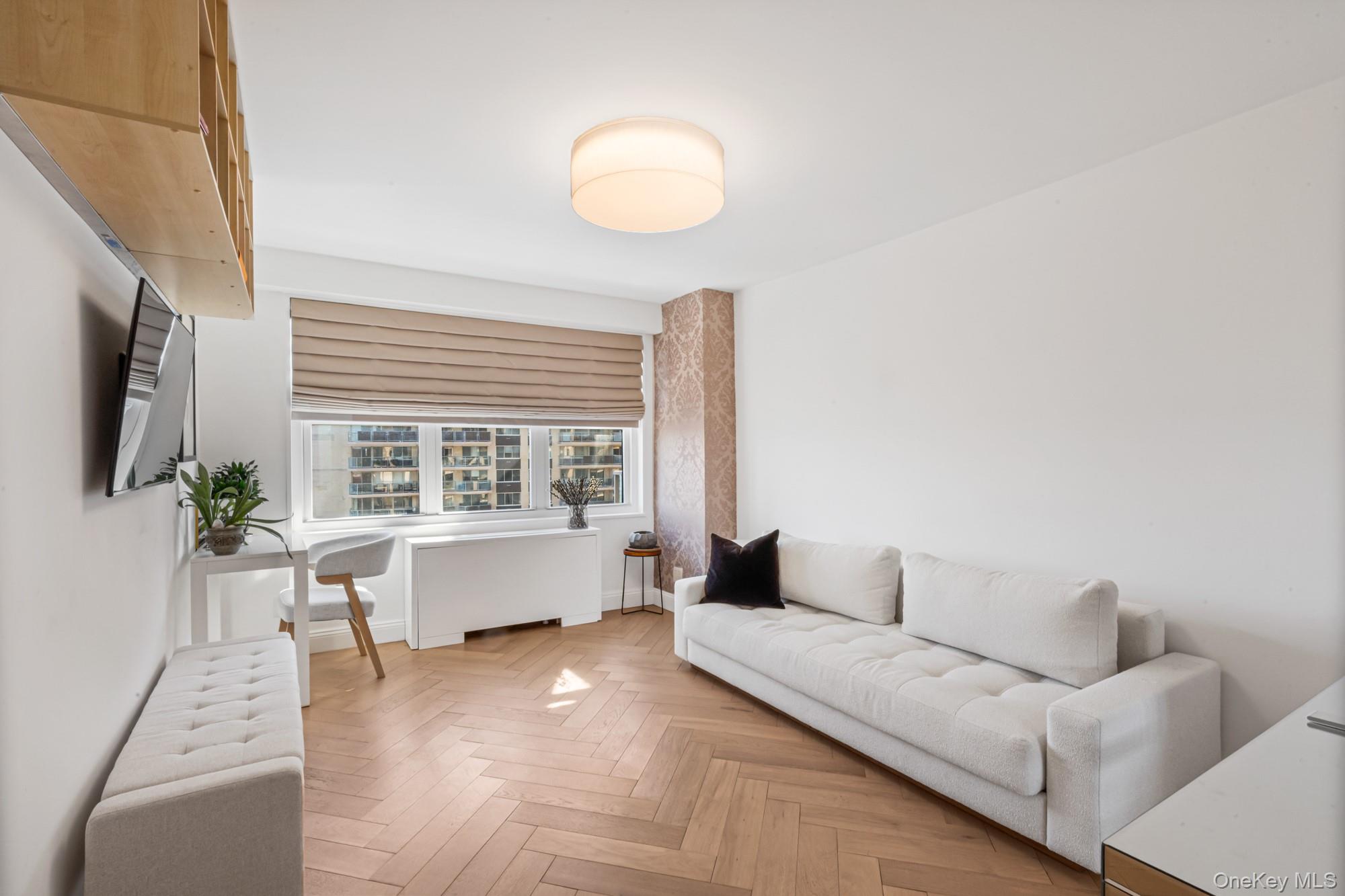 1805 215th Street # 8M, Bayside, NY 11360