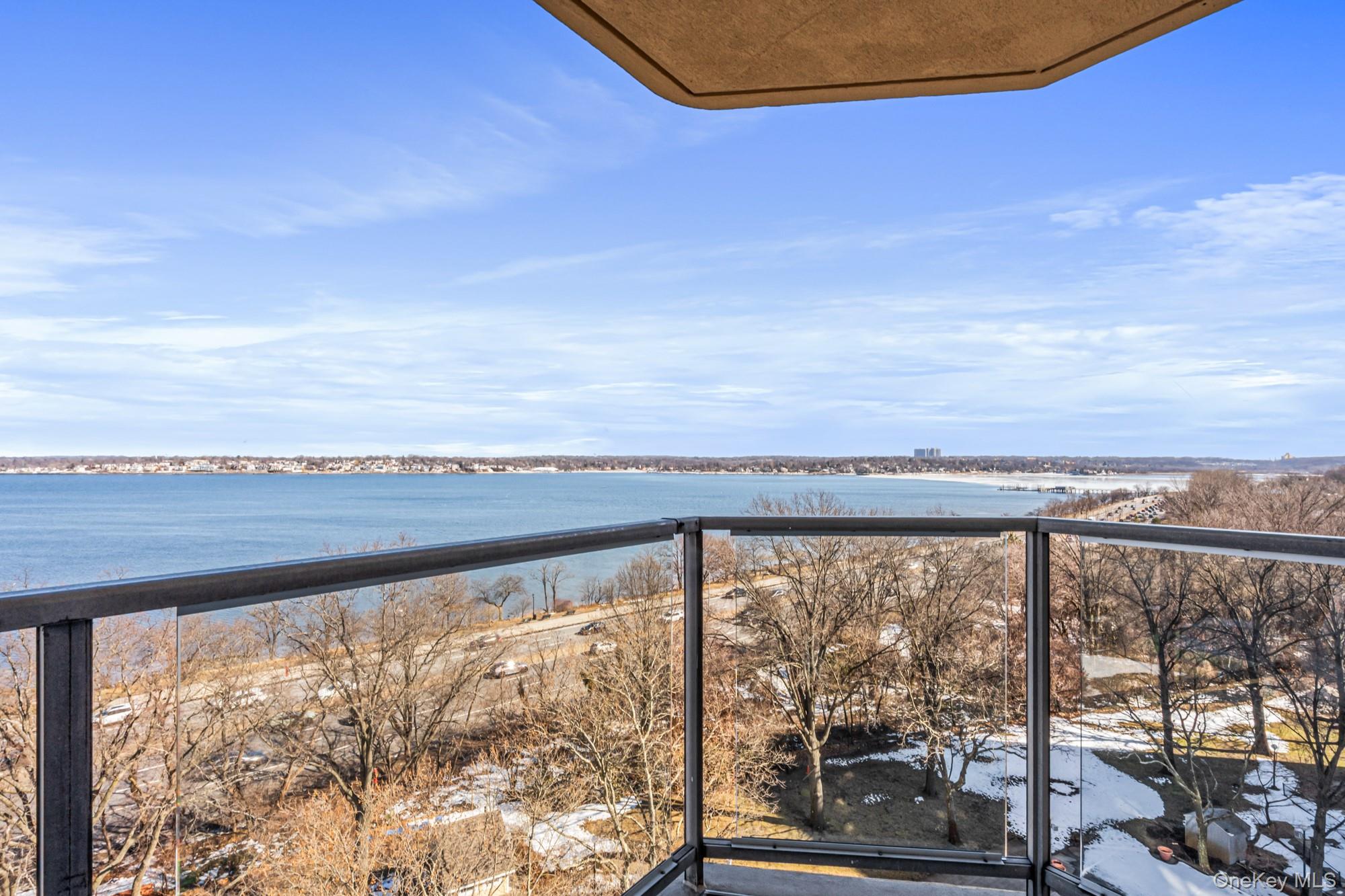 1805 215th Street # 8M, Bayside, NY 11360