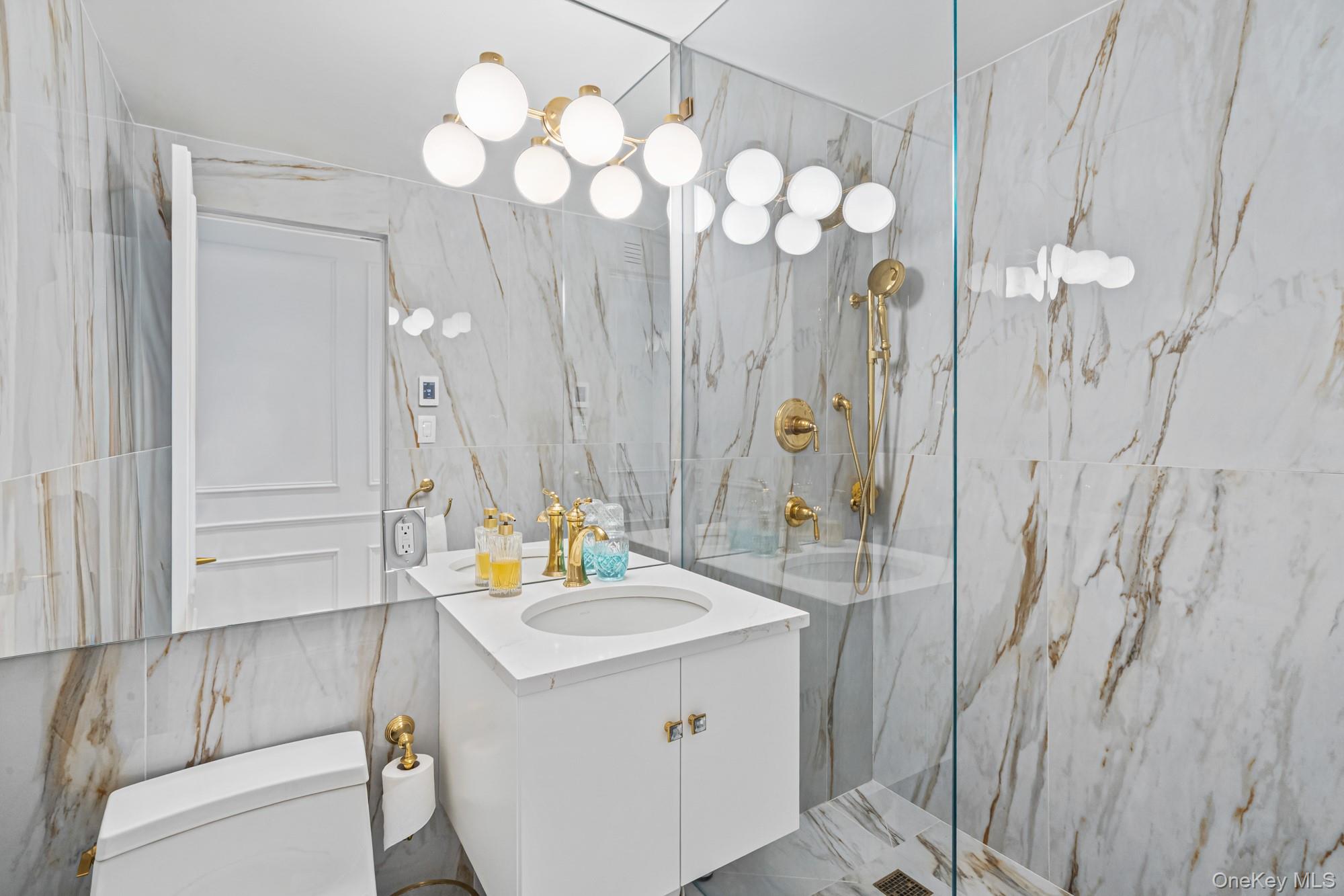 1805 215th Street # 8M, Bayside, NY 11360