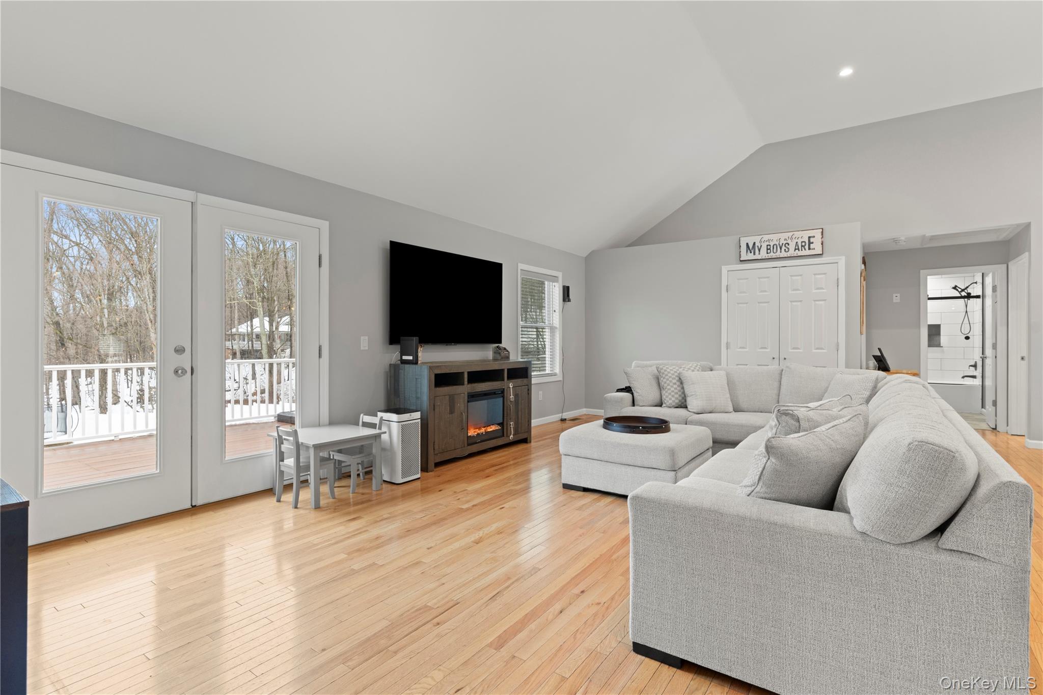 65 Beaver Road, Lagrangeville, NY 12540