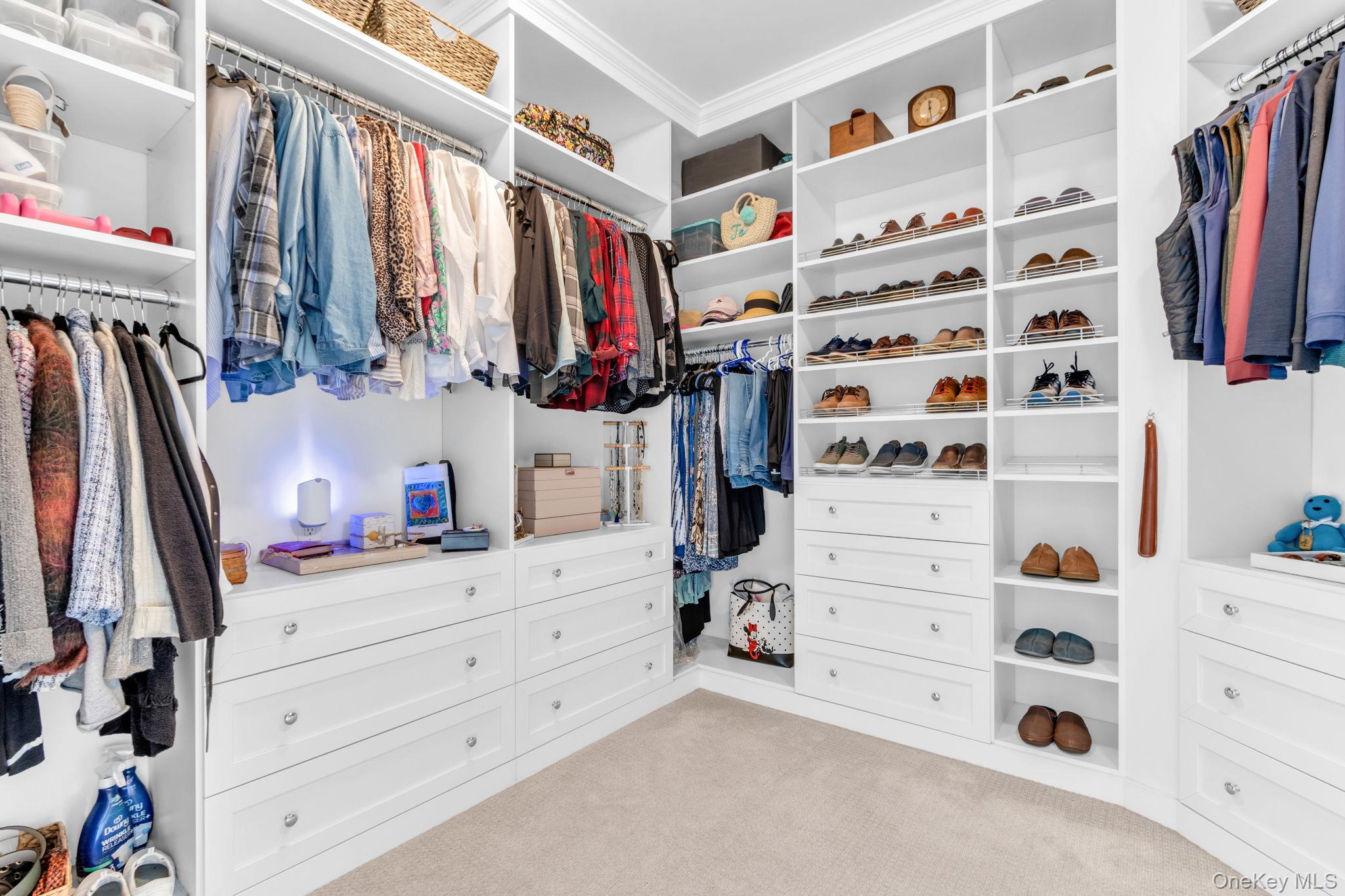 19 Sassinoro Boulevard, Cortlandt Manor, NY 10567