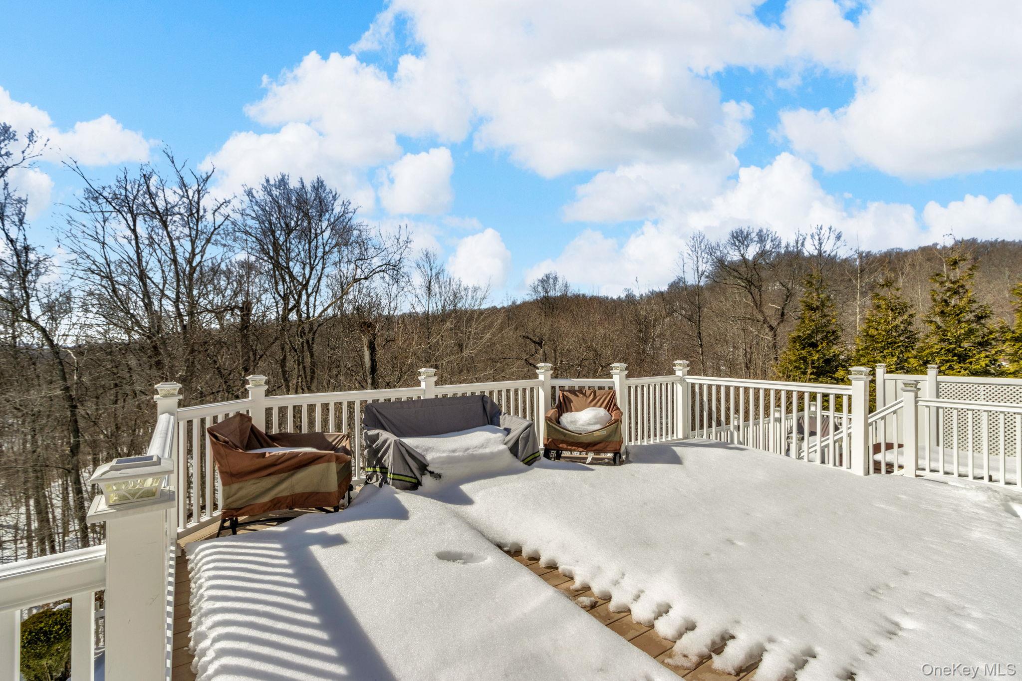 19 Sassinoro Boulevard, Cortlandt Manor, NY 10567