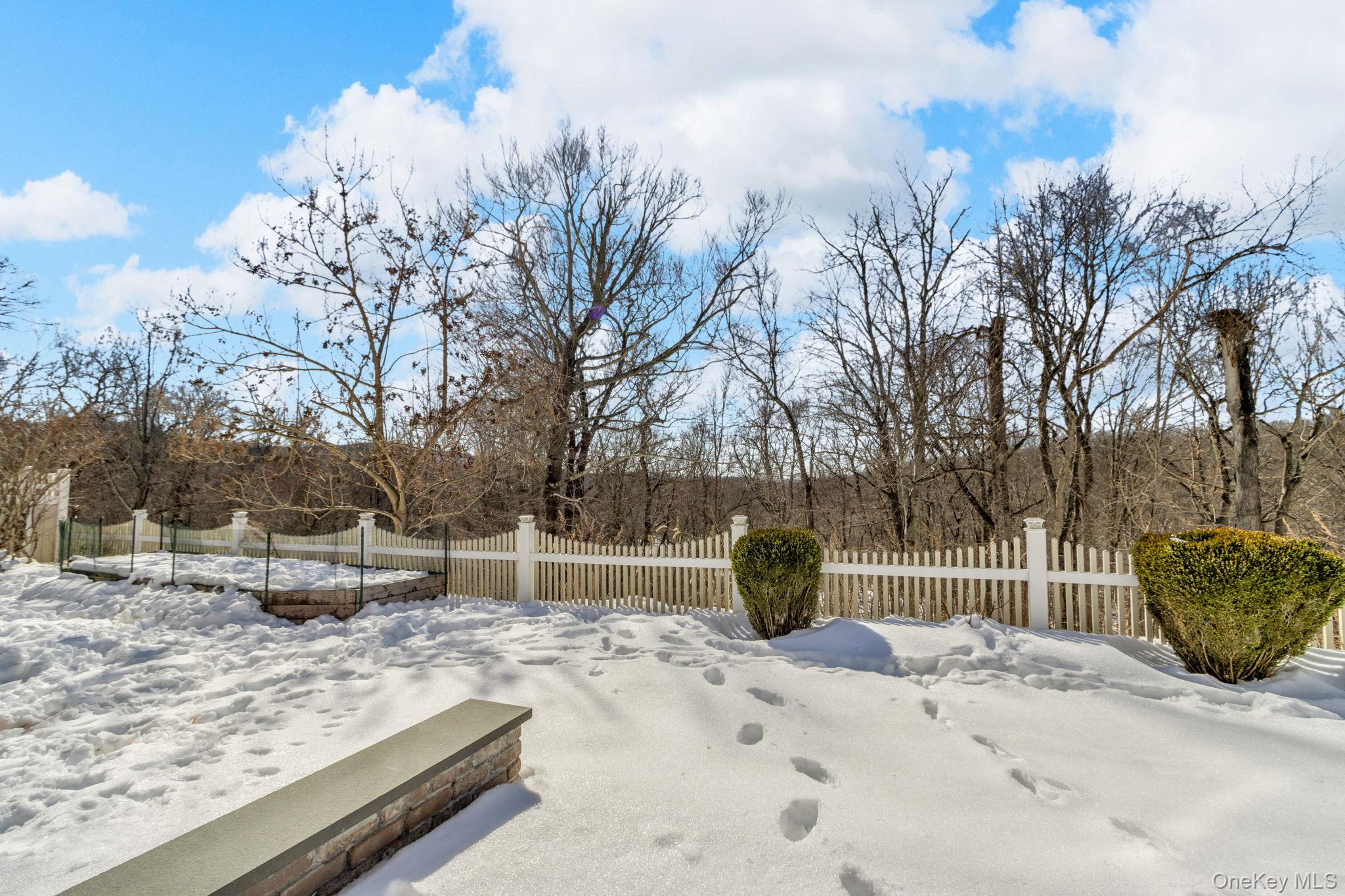 19 Sassinoro Boulevard, Cortlandt Manor, NY 10567