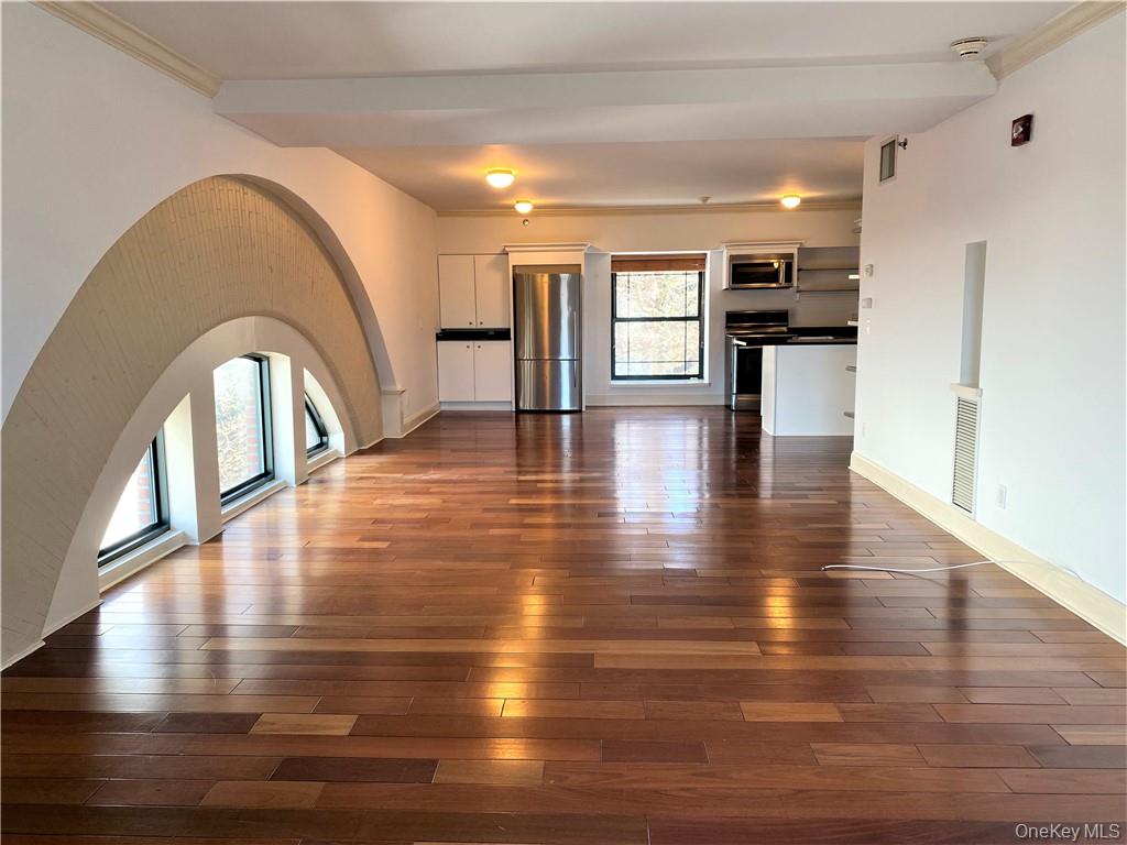 1 S Astor Street # 401, Irvington, NY 10533