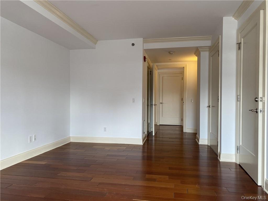 1 S Astor Street # 401, Irvington, NY 10533