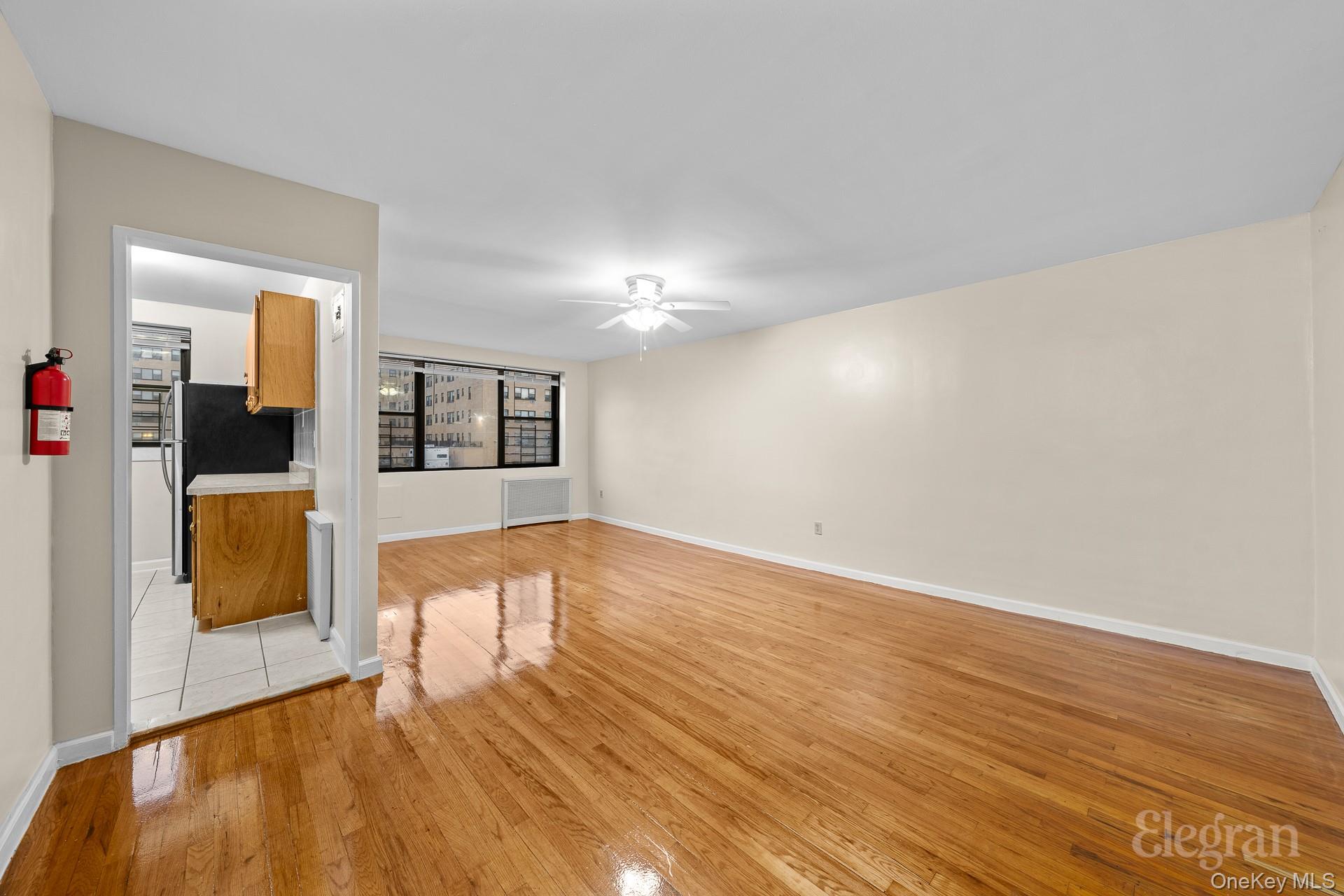 451 Fulton Avenue # 3E, Hempstead, NY 11550