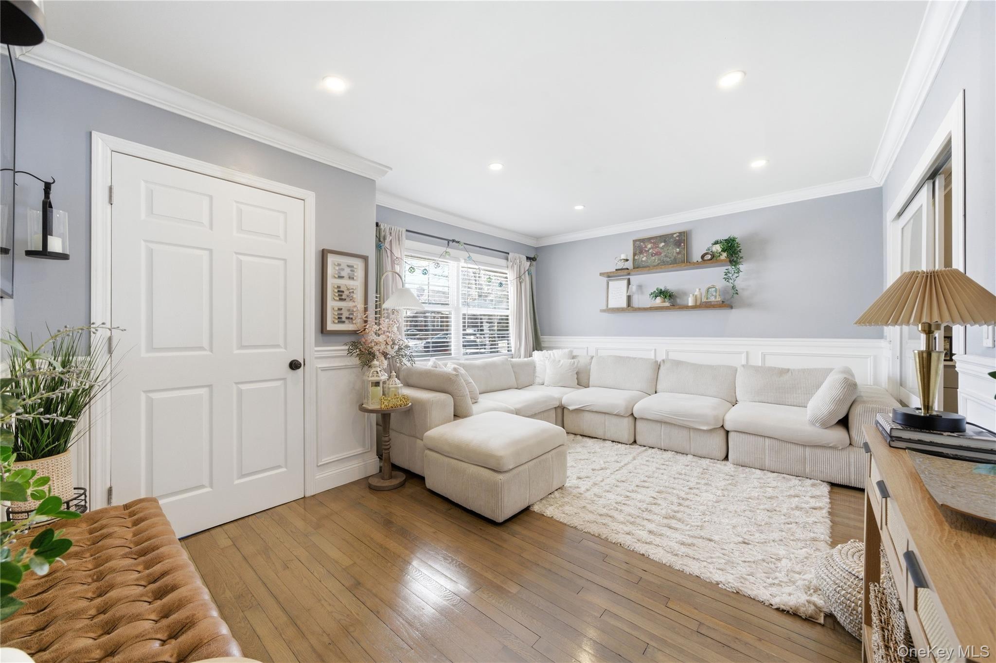 192 Mill Road, Valley Stream, NY 11581