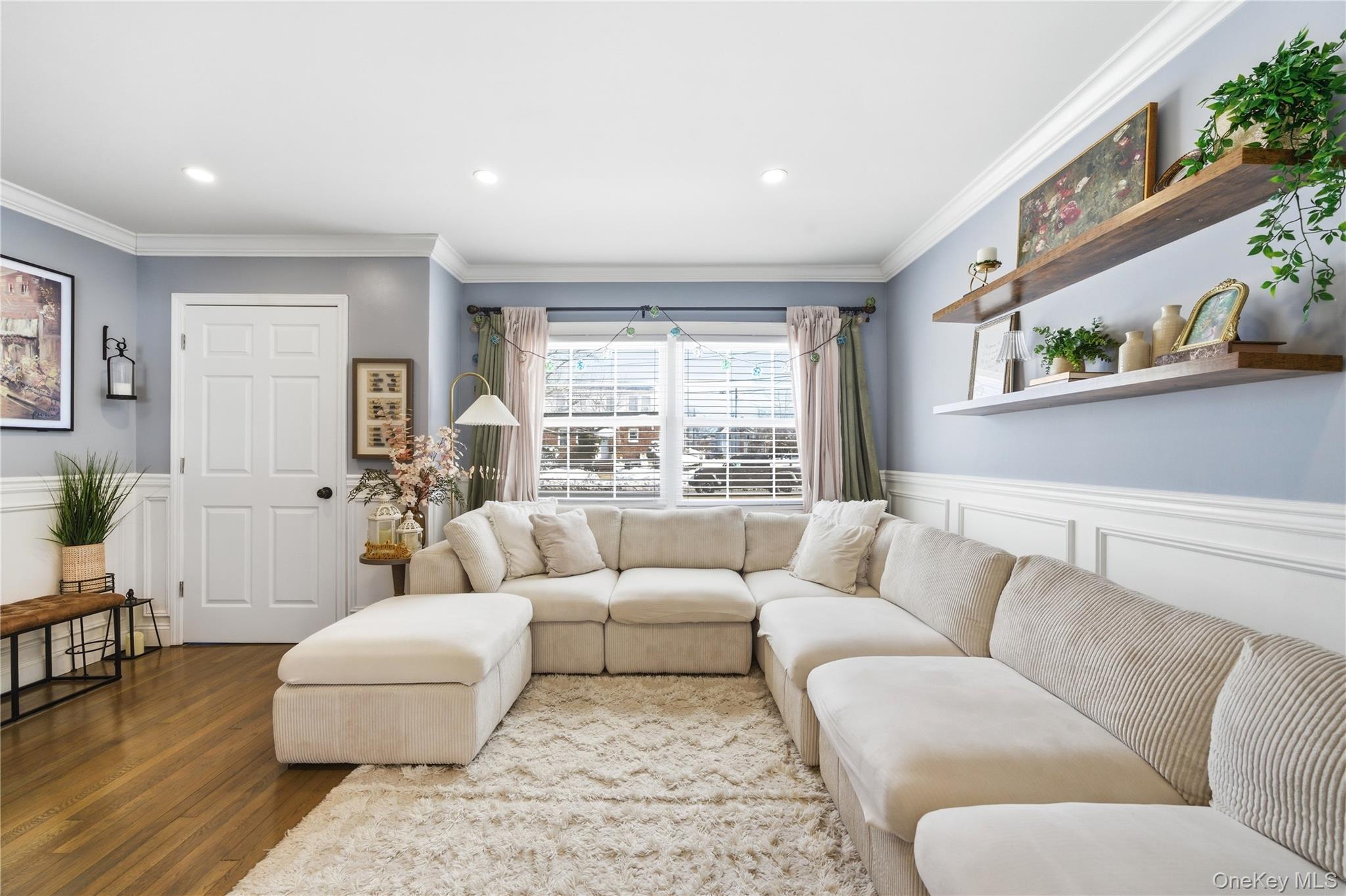 192 Mill Road, Valley Stream, NY 11581