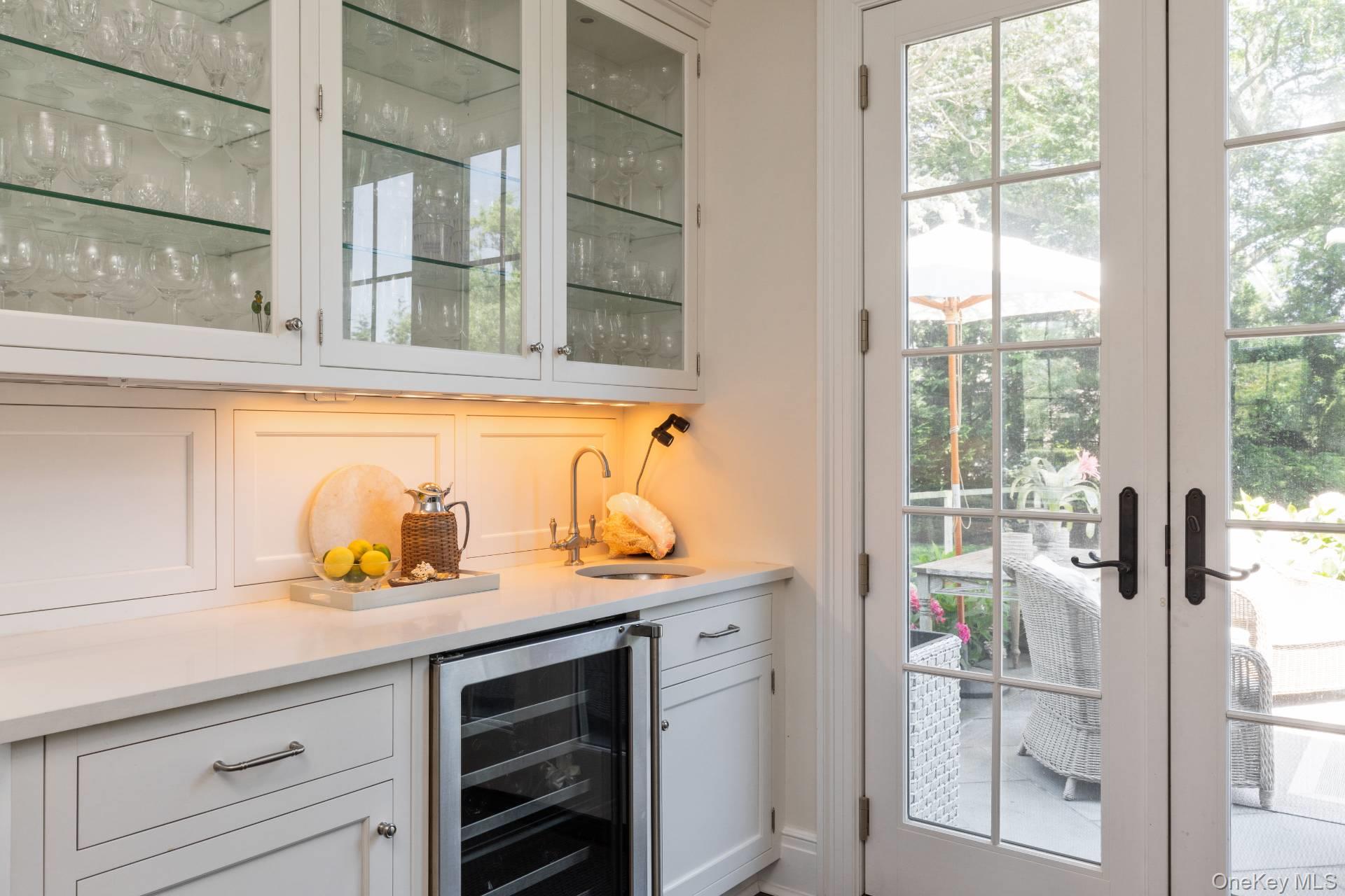 25 Tiffany Way, Bridgehampton, NY 11976