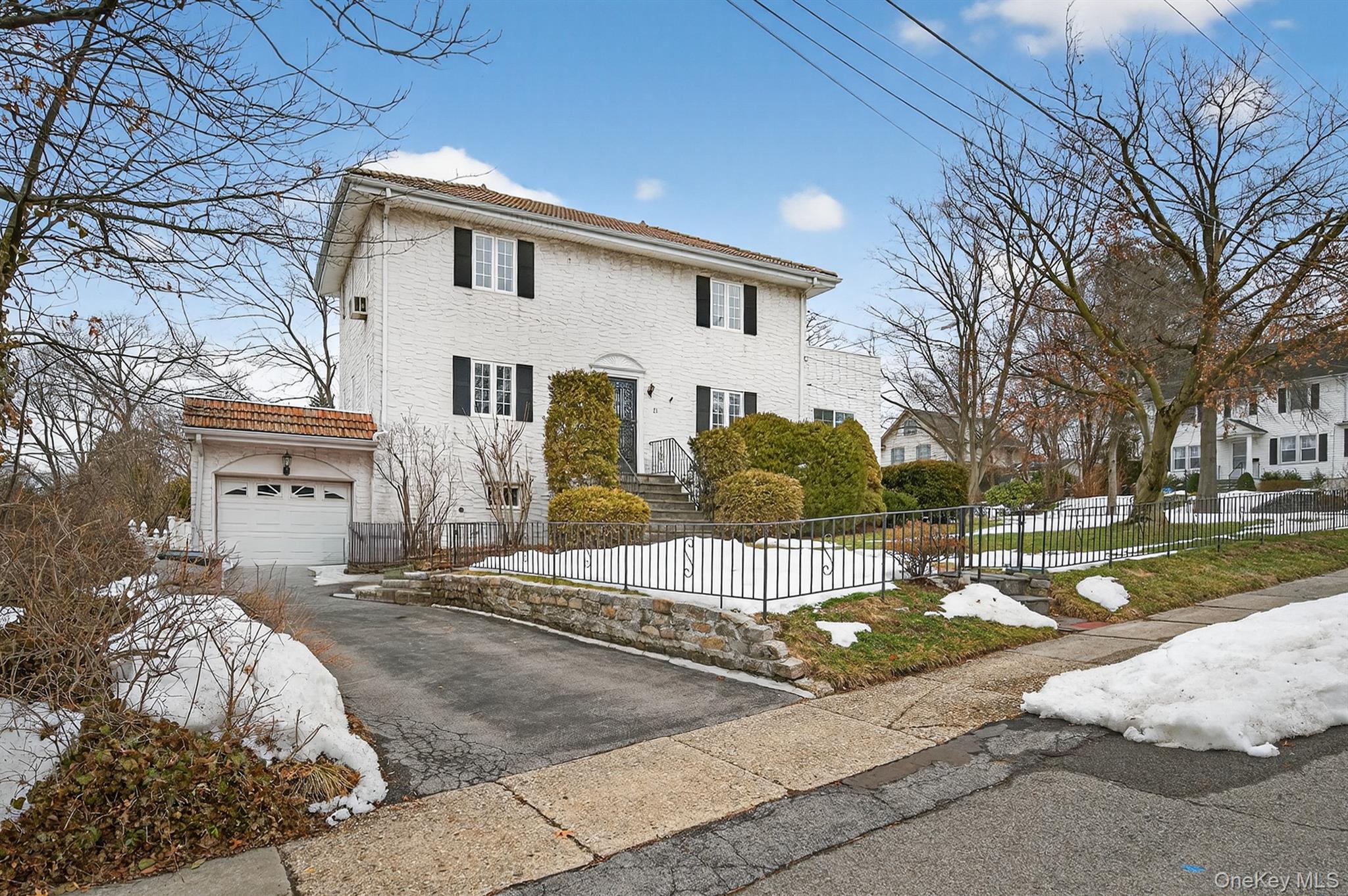 21 Lawrence Place, Pelham, NY 10803