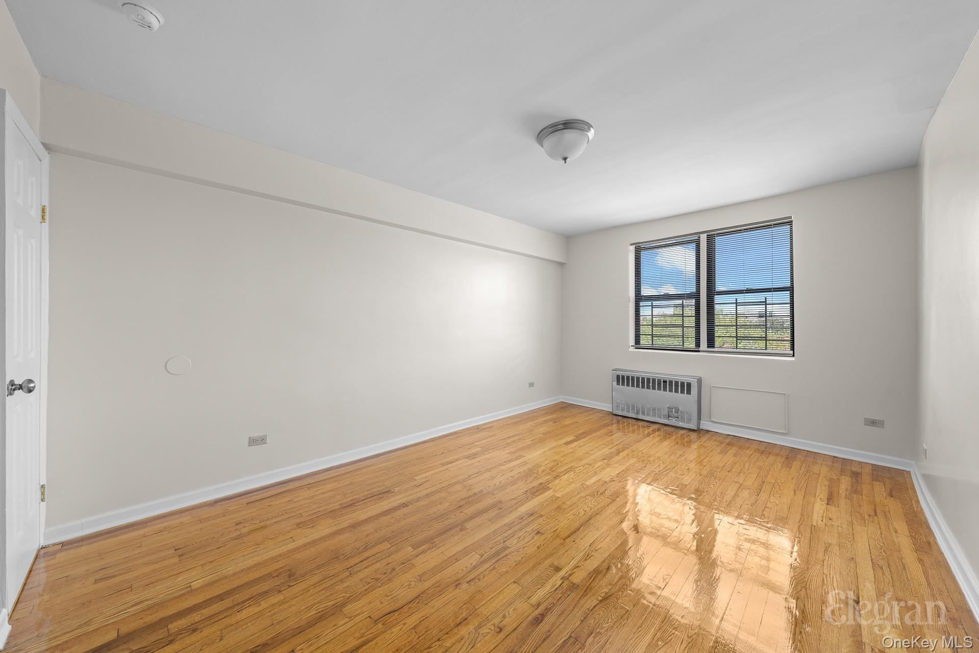 451 Fulton Avenue # 3K, Hempstead, NY 11550