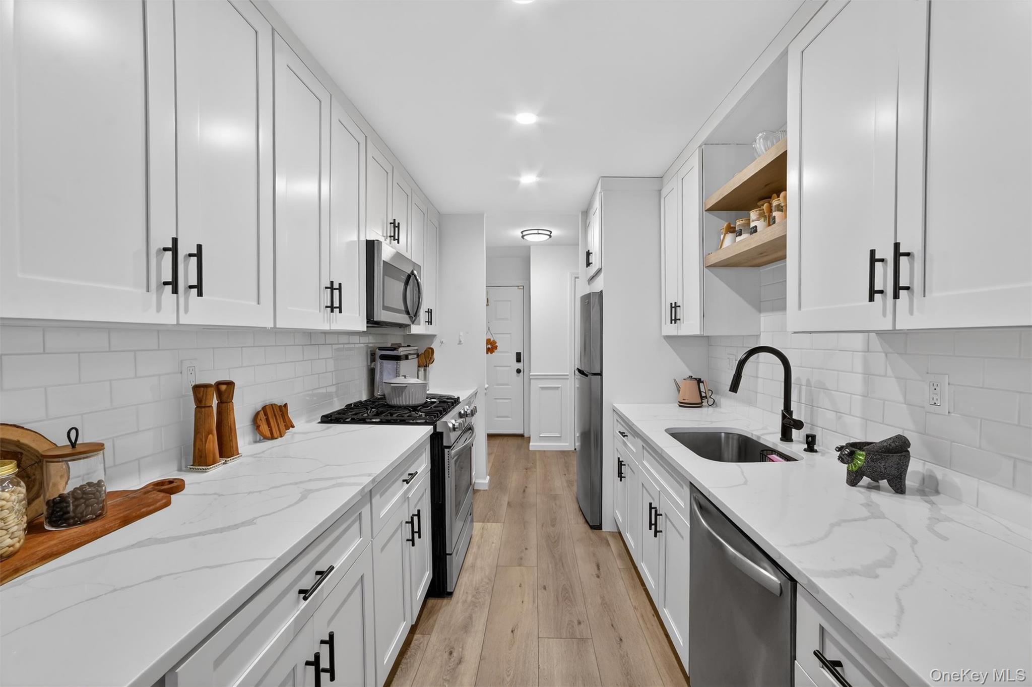 121 Foxwood Circle # 121, Mount Kisco, NY 10549