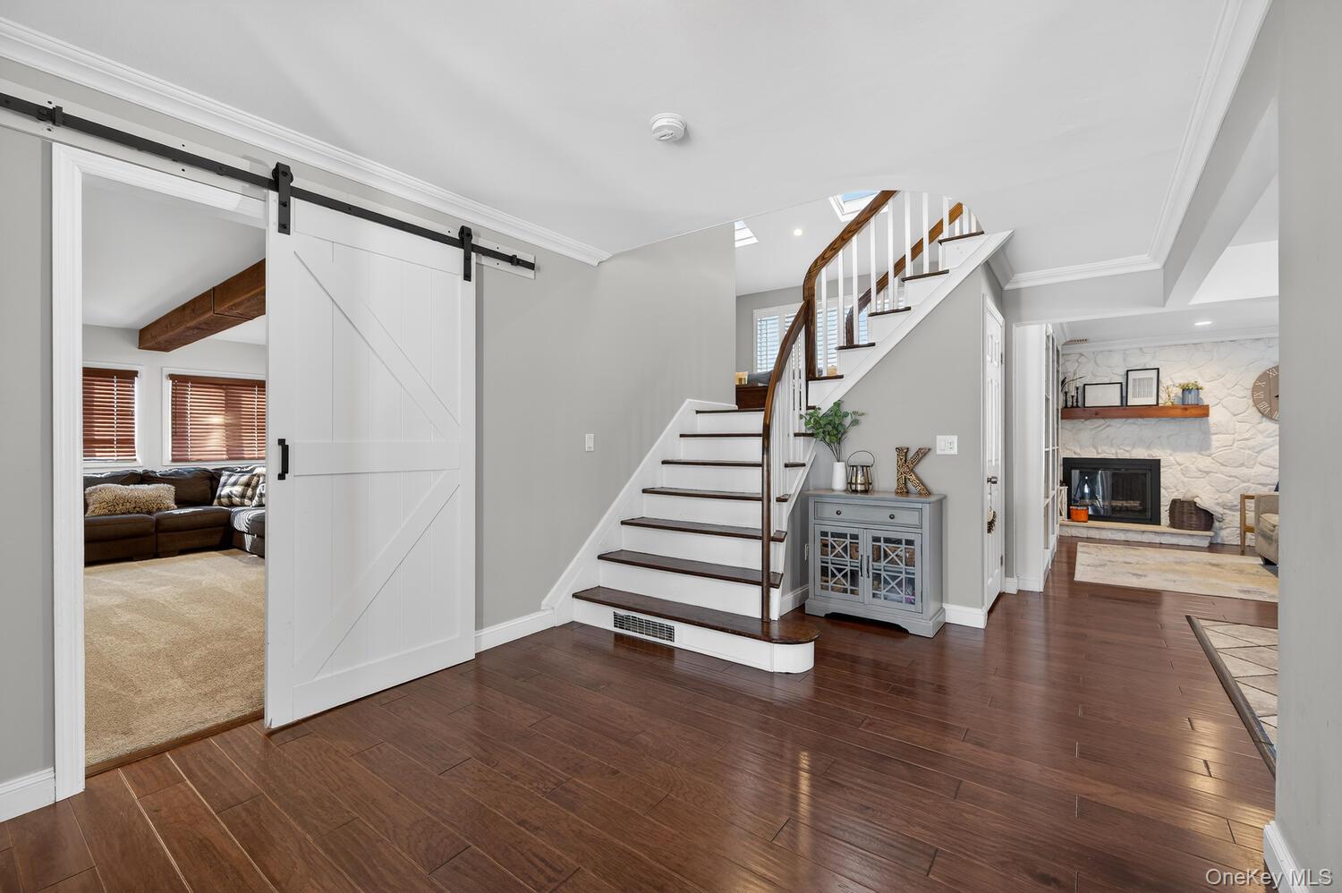 18 Melrose Lane, Commack, NY 11725