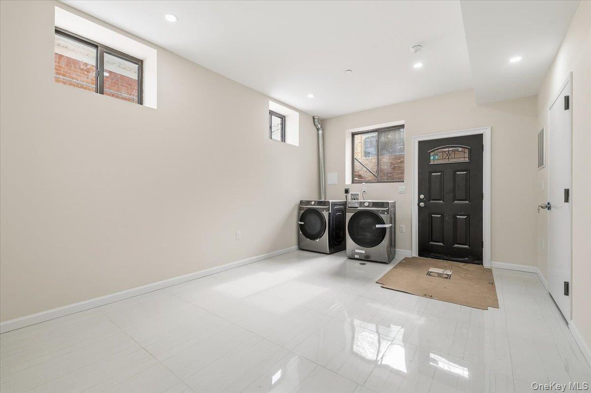 154-24 27th Avenue, Flushing, NY 11354