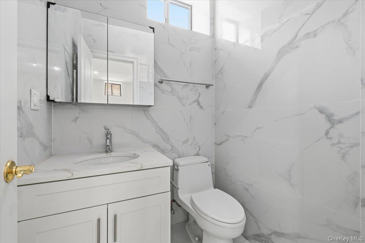 154-24 27th Avenue, Flushing, NY 11354