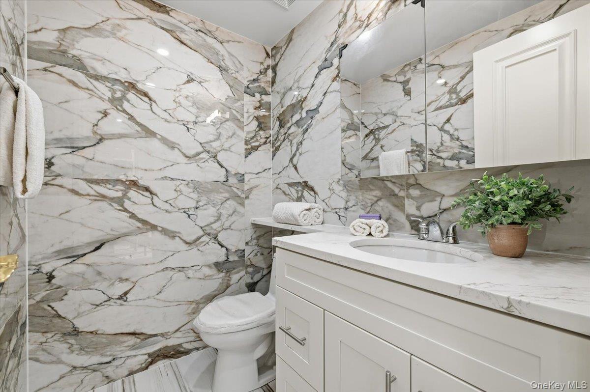 154-24 27th Avenue, Flushing, NY 11354