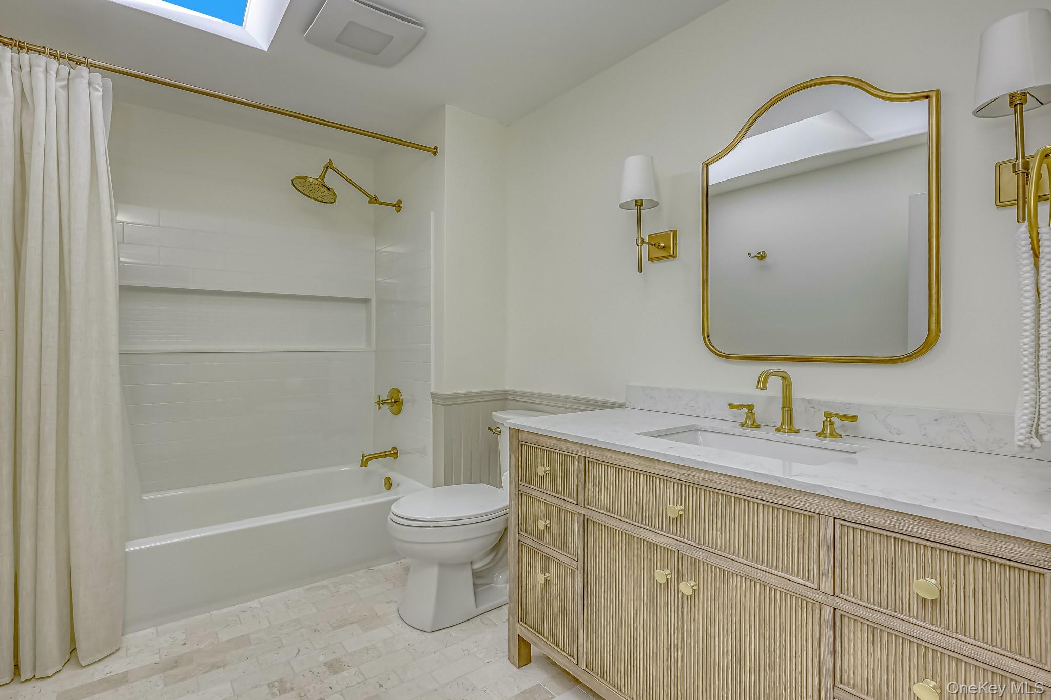 4 Kings Gate Road, Suffern, NY 10901