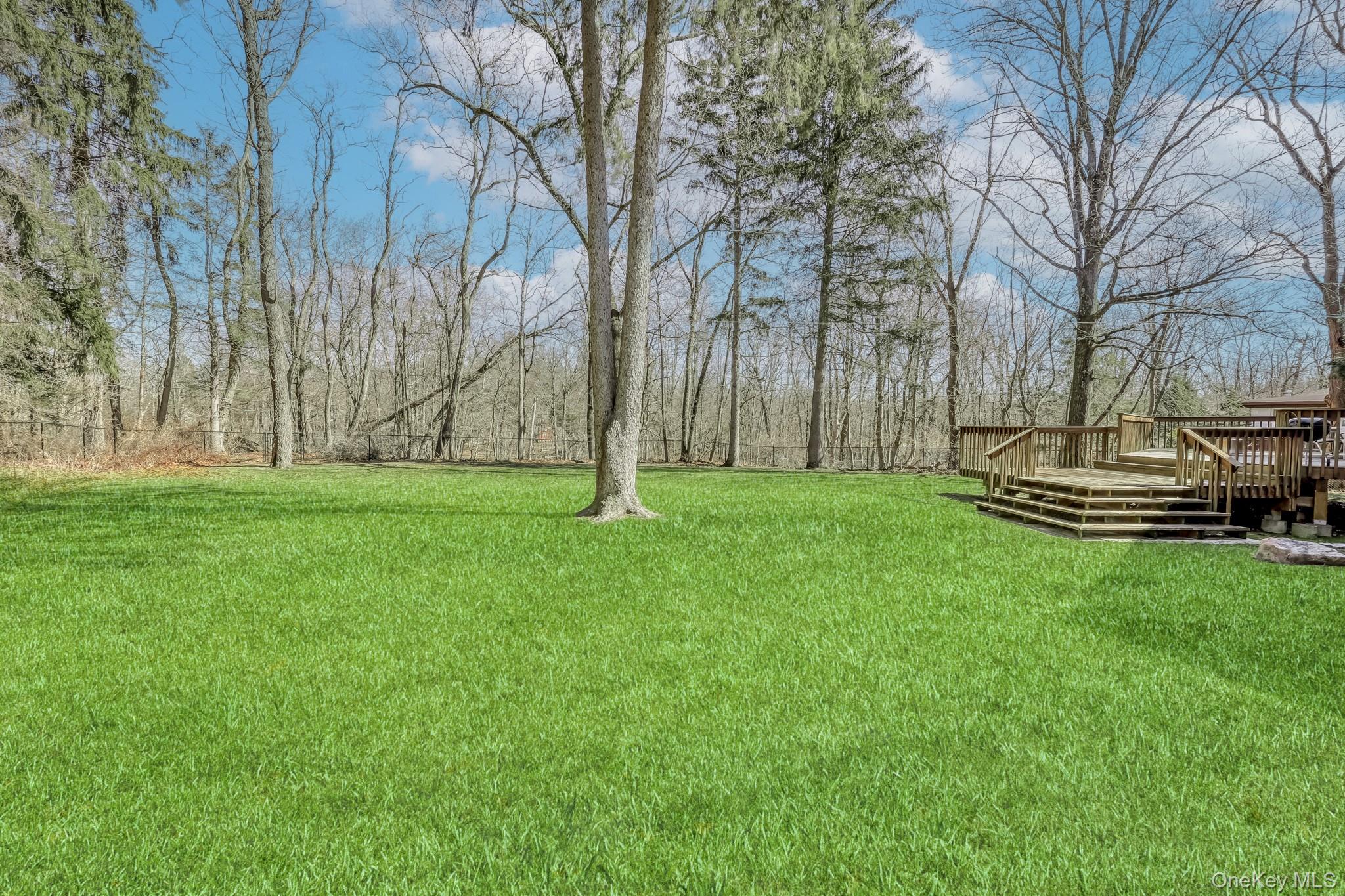 4 Kings Gate Road, Suffern, NY 10901