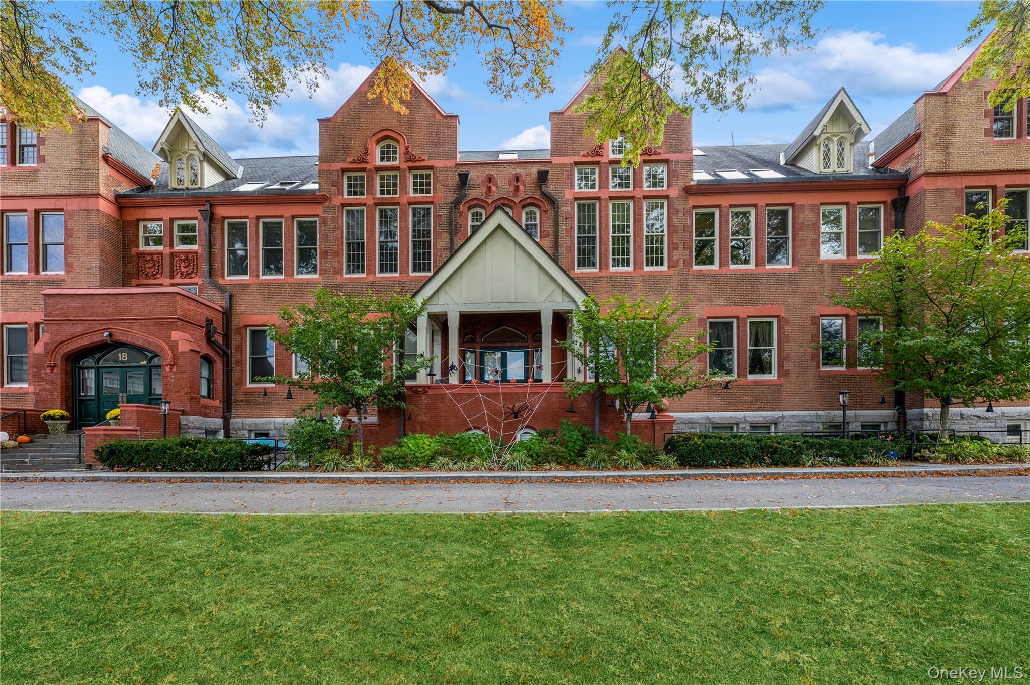 18 N Broadway # 411, Tarrytown, NY 10591