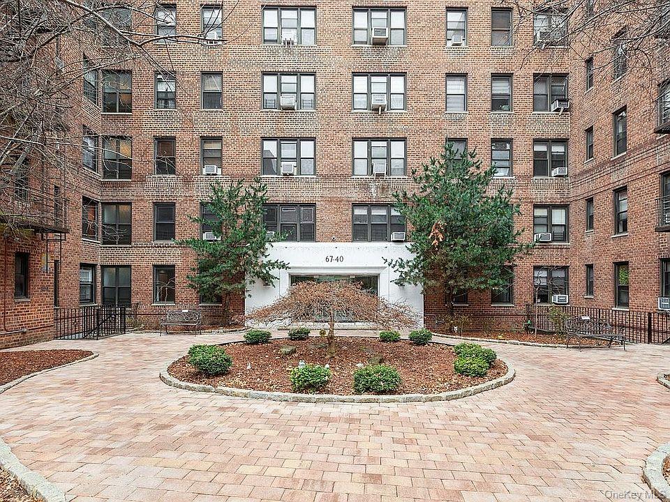 67-40 Yellowstone Boulevard # 2E, Forest Hills, NY 11375