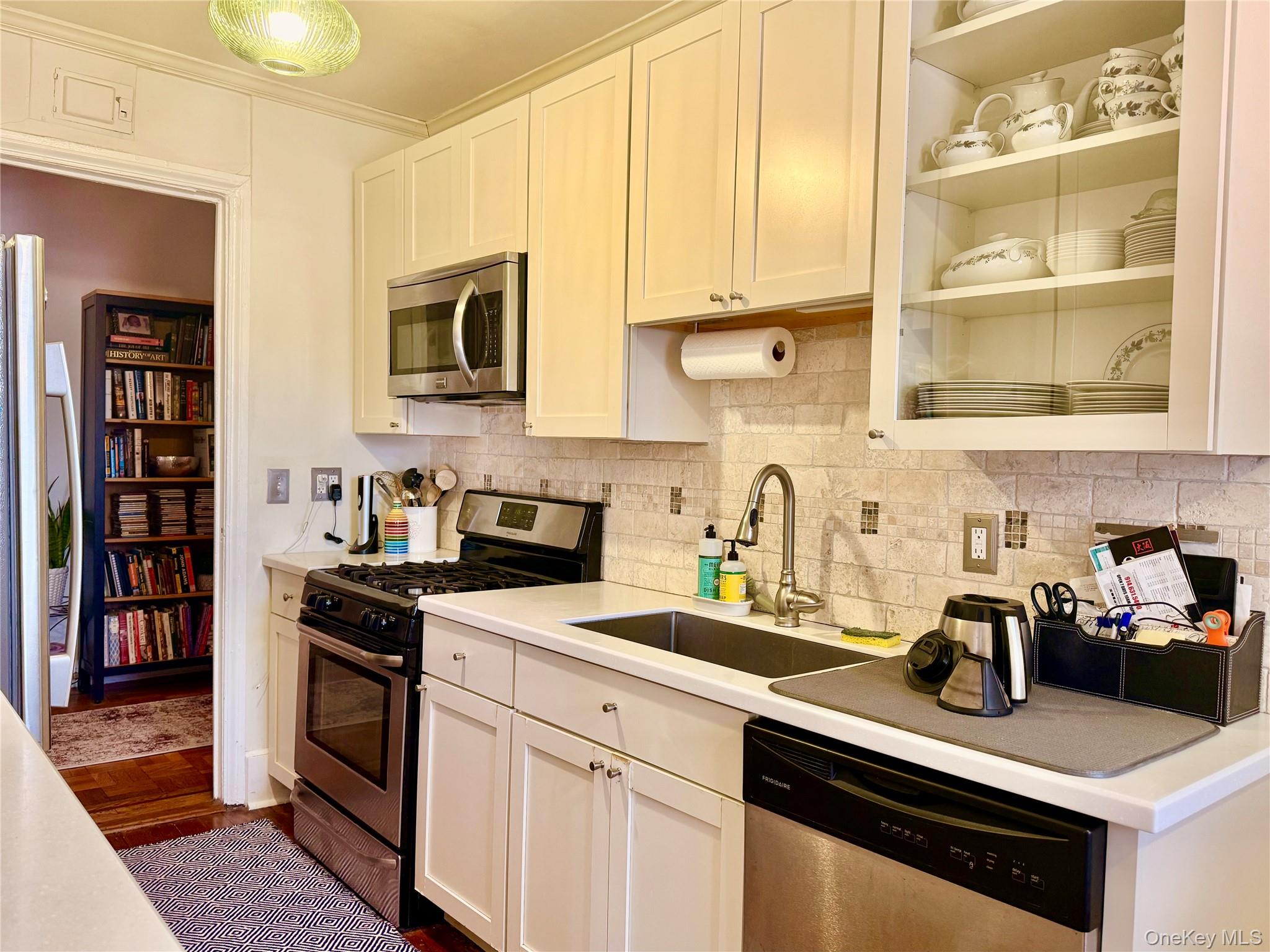 300 S Broadway # 2D, Tarrytown, NY 10591