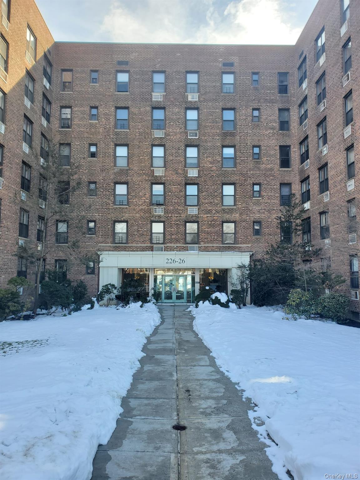 226-26 Union Turnpike # 2-O, Bayside, NY 11364