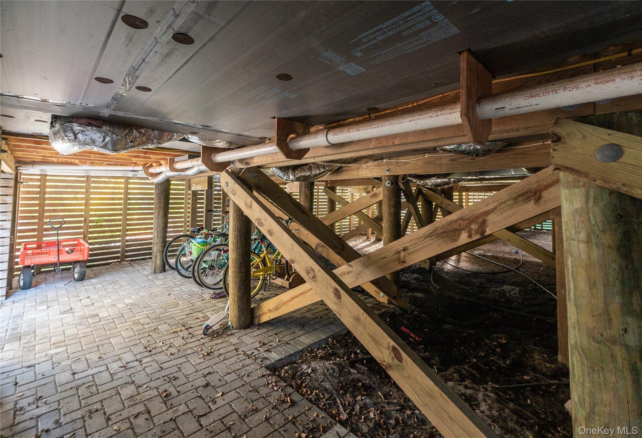 31 Atlantic Avenue, Seaview, NY 11770