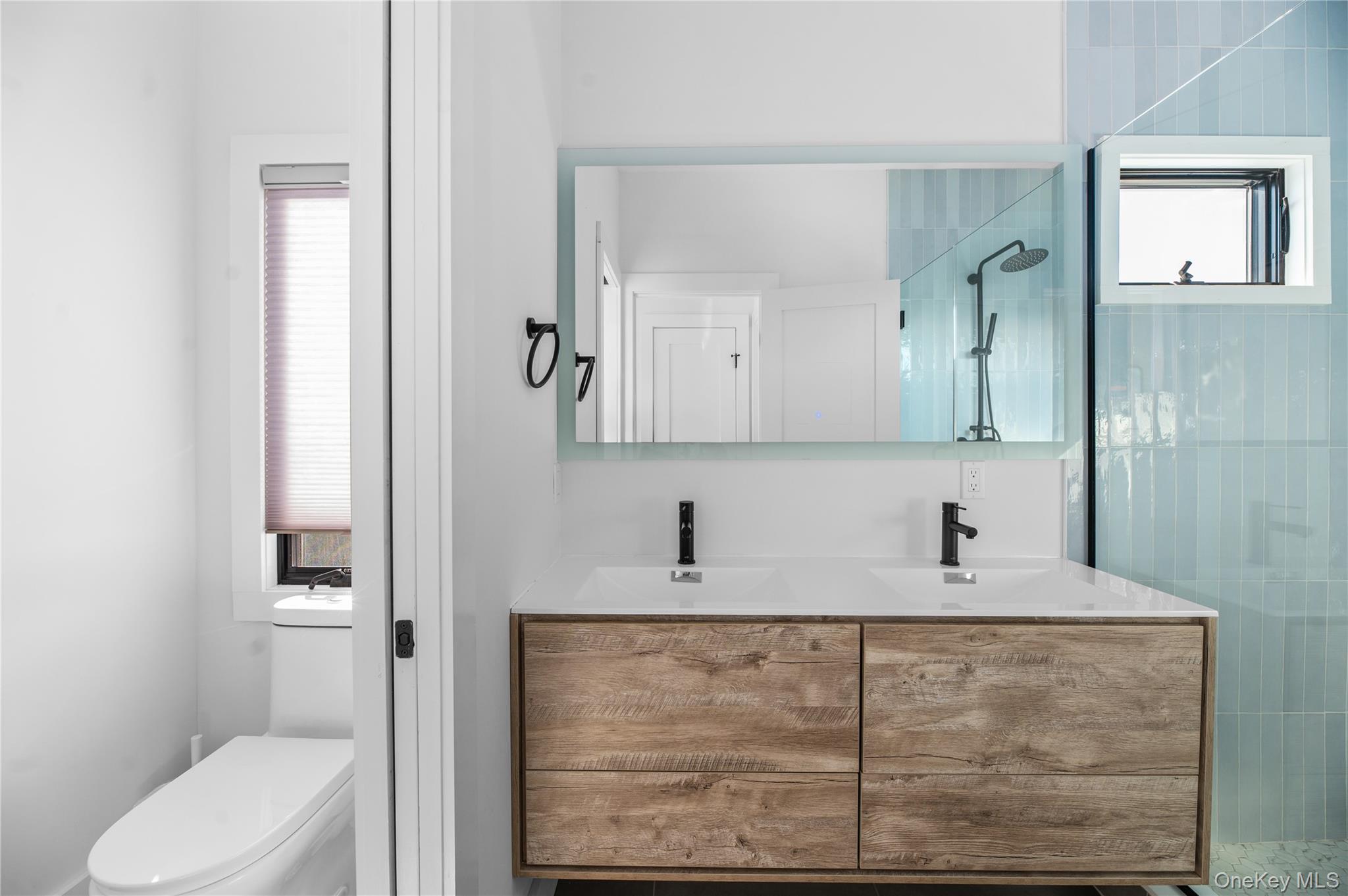 31 Atlantic Avenue, Seaview, NY 11770