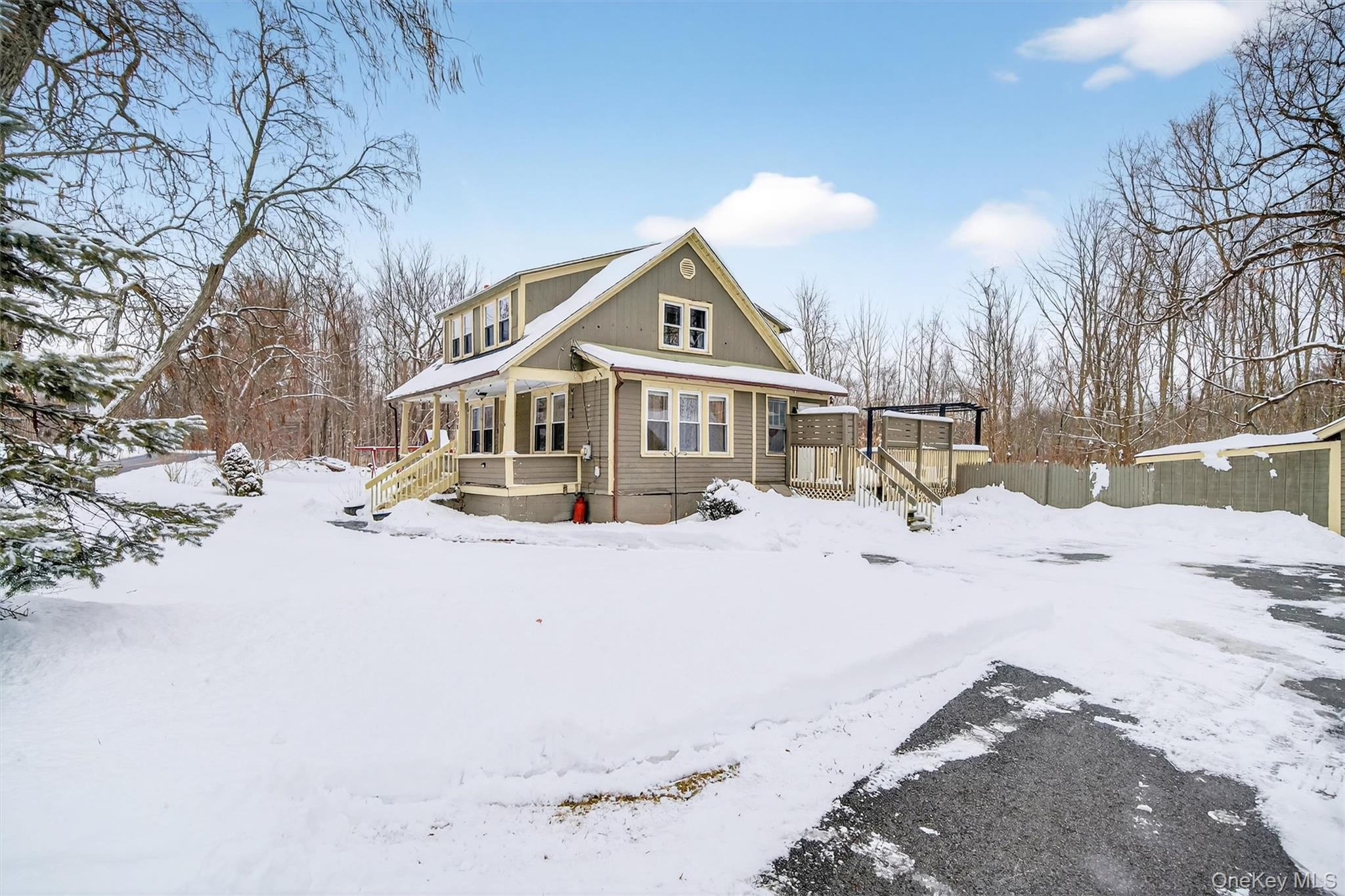 506 Plattekill Ardonia Road, Wallkill, NY 12589