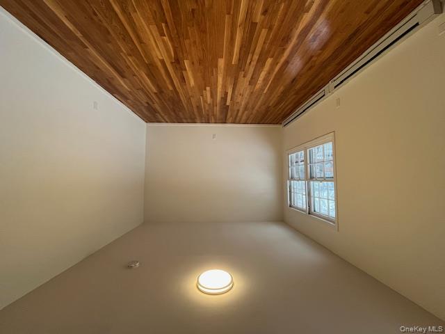 165 Manorhaven Boulevard # D, Port Washington, NY 11050