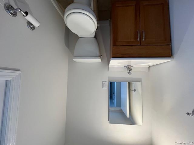 165 Manorhaven Boulevard # D, Port Washington, NY 11050