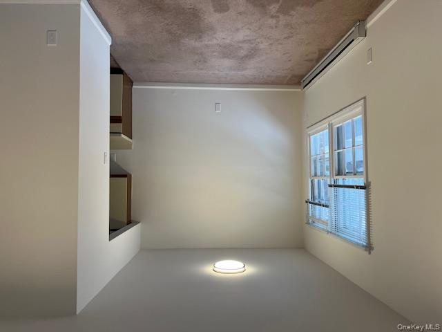 165 Manorhaven Boulevard # D, Port Washington, NY 11050