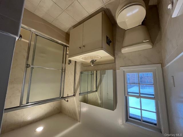 165 Manorhaven Boulevard # D, Port Washington, NY 11050