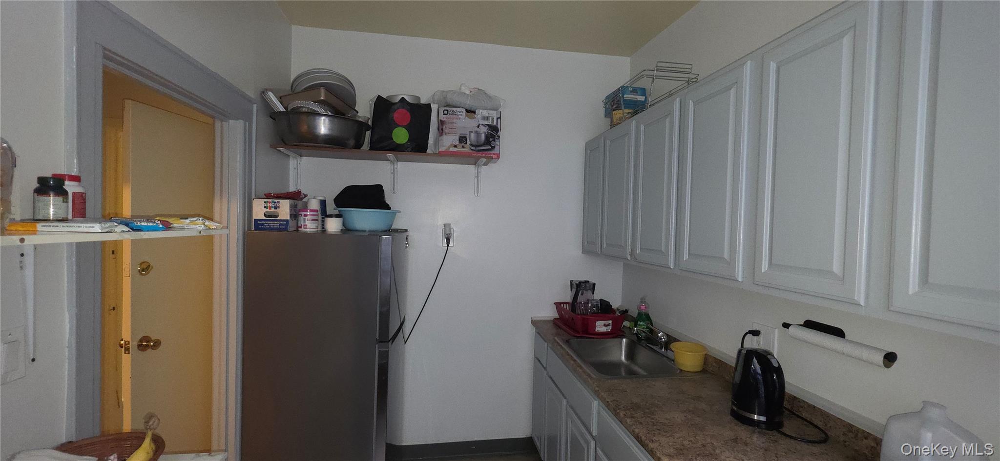 65-12 Myrtle Avenue, Glendale, NY 11385