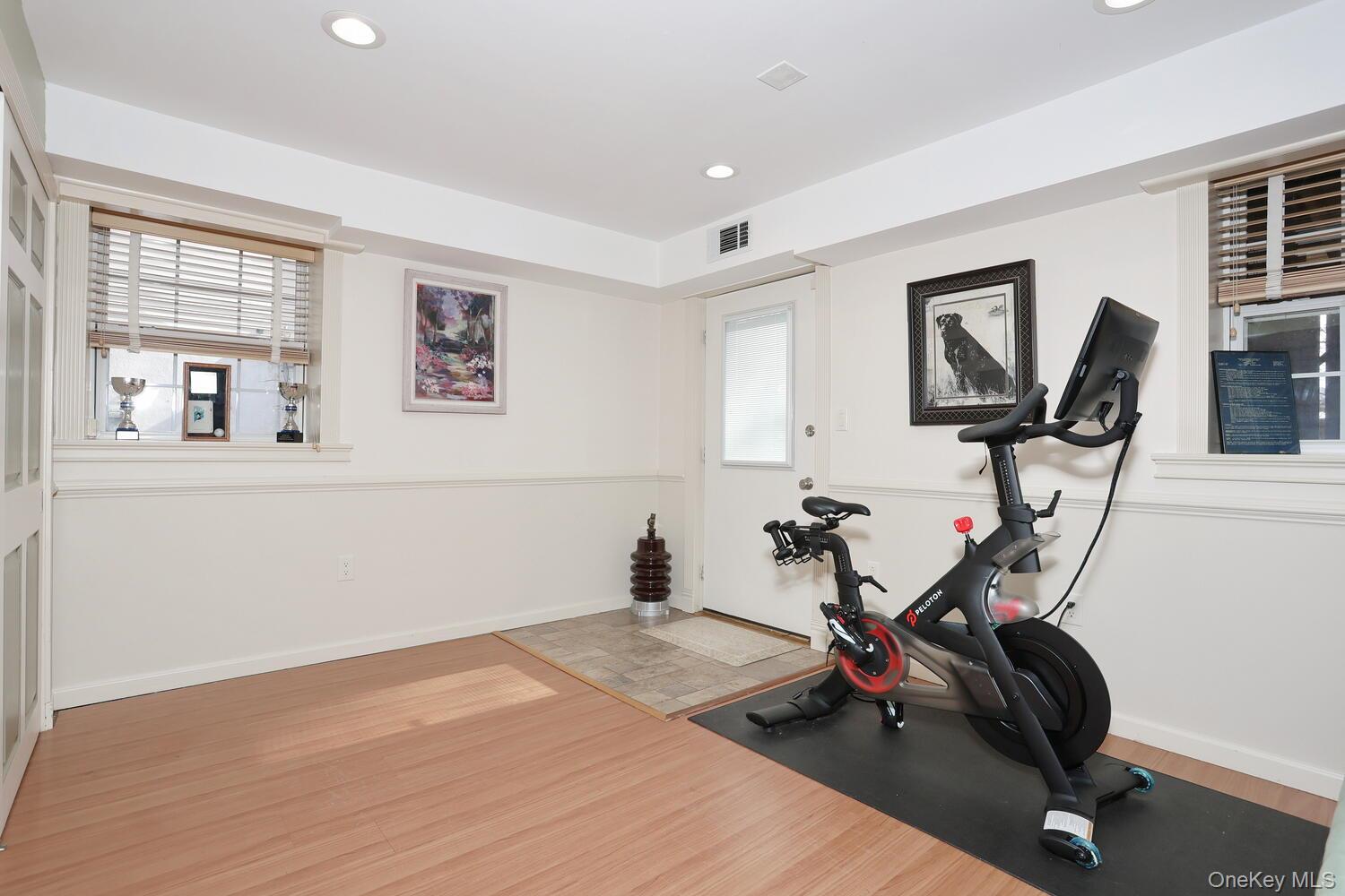 20 Alexander Drive, Washingtonville, NY 10992