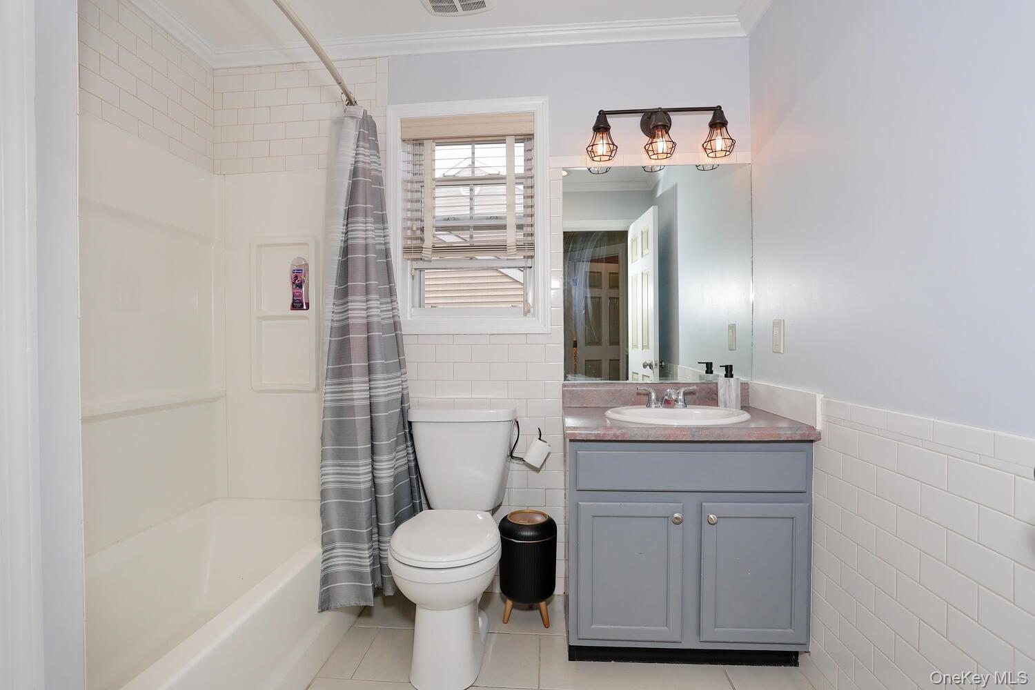 20 Alexander Drive, Washingtonville, NY 10992